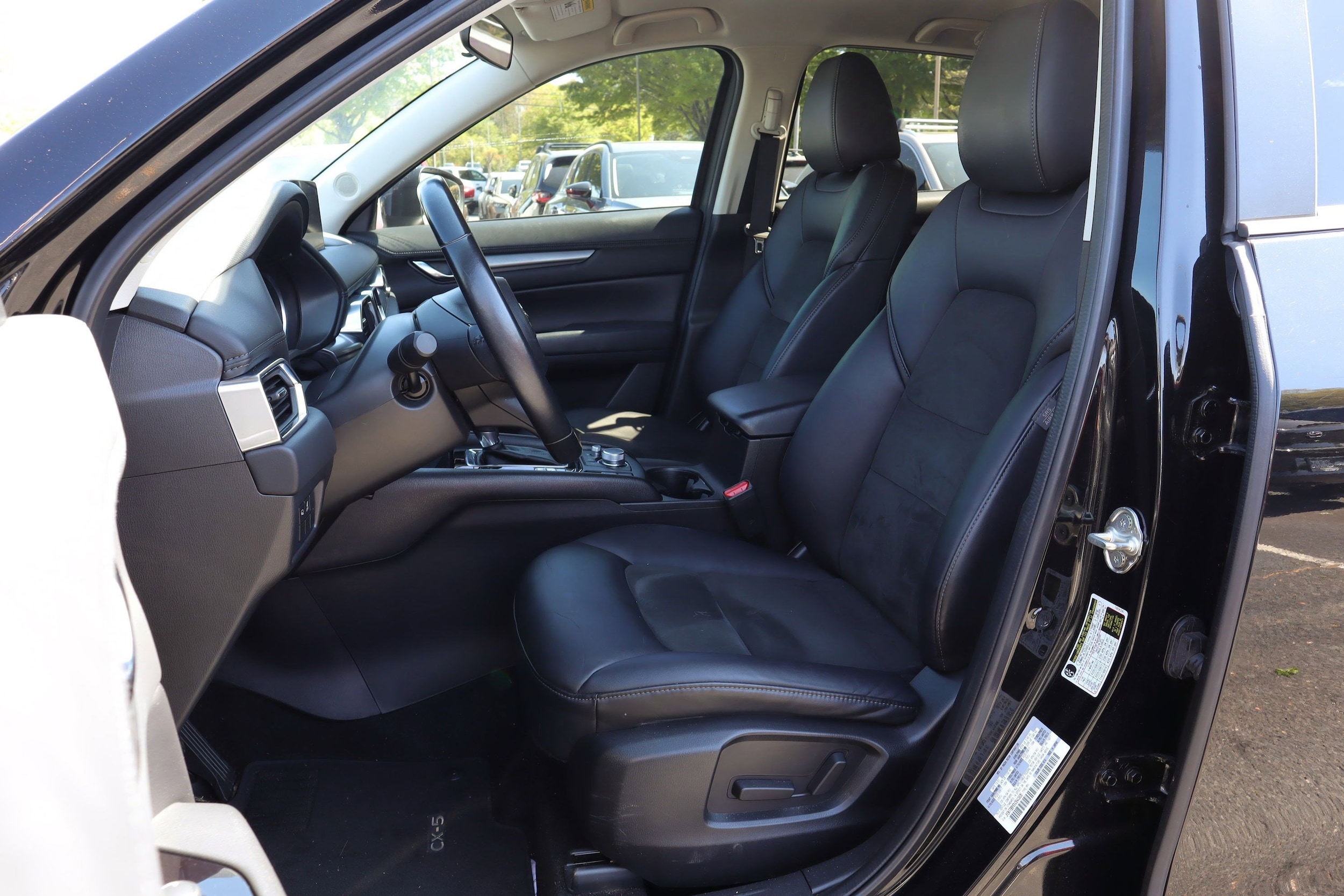 2022 Mazda CX-5 2.5 S Select Package photo 3