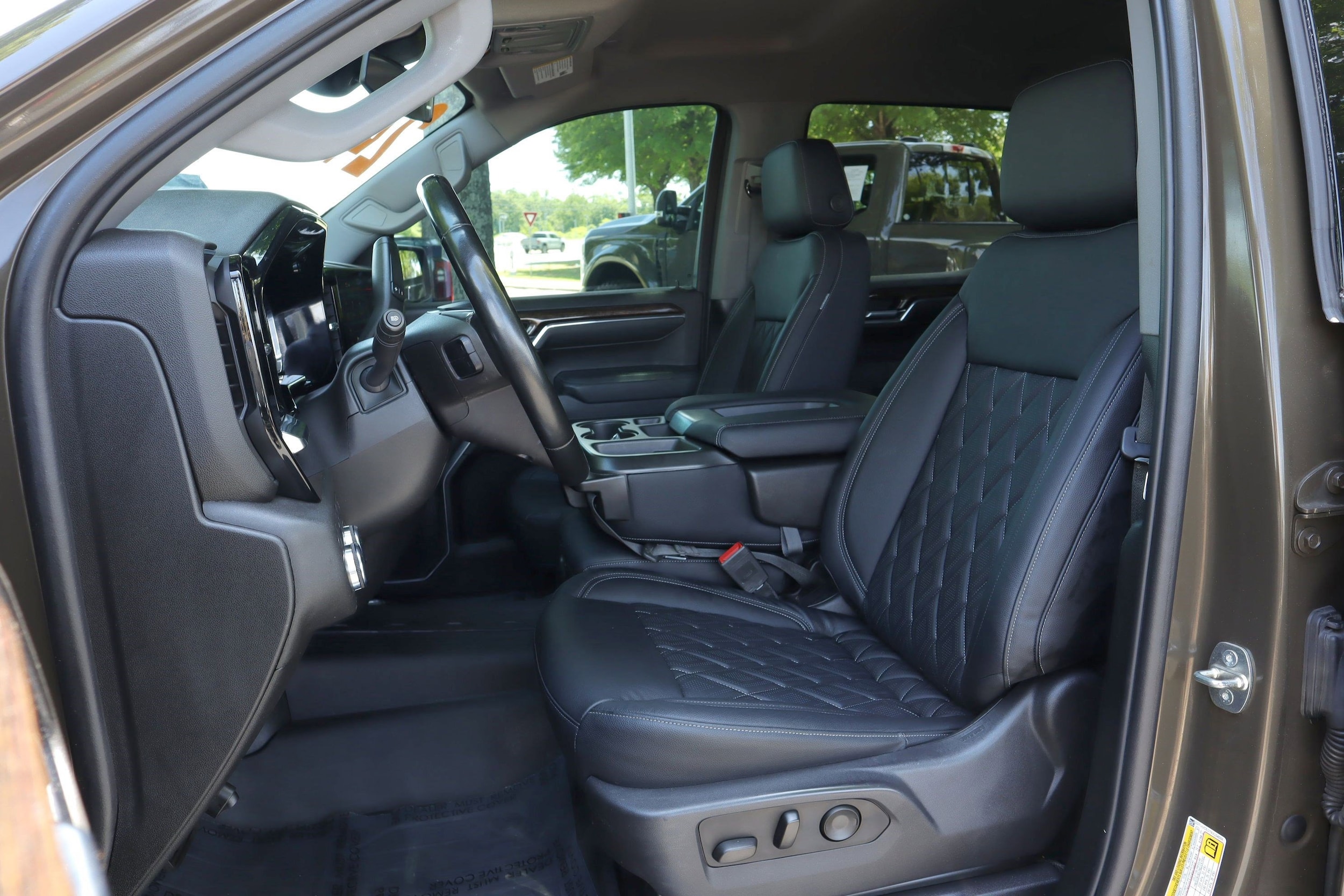 2024 GMC Sierra 1500 Elevation photo 3