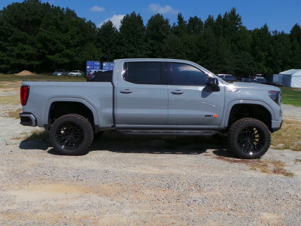 Used 2024 GMC Sierra 1500 AT4 Pickup