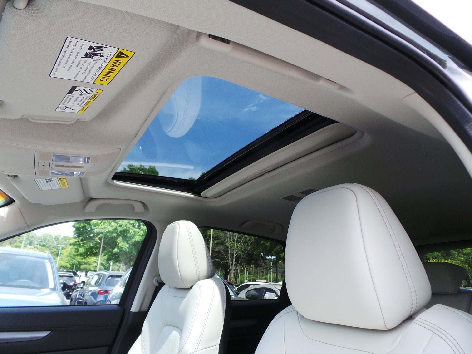 2023 Mazda CX-5 2.5 S Preferred Package photo 6