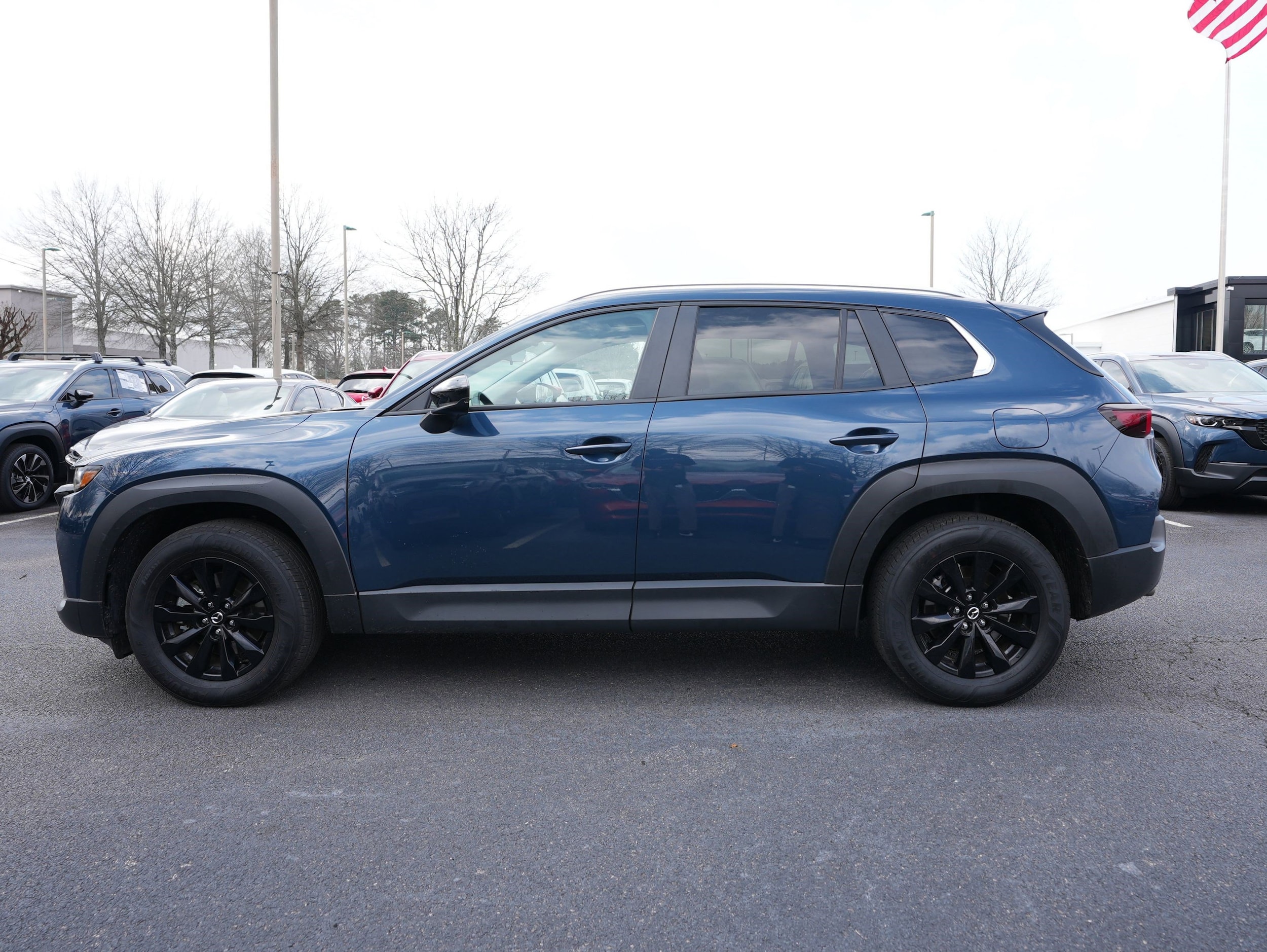 2025 Mazda CX-50 2.5 S Premium Package photo 4