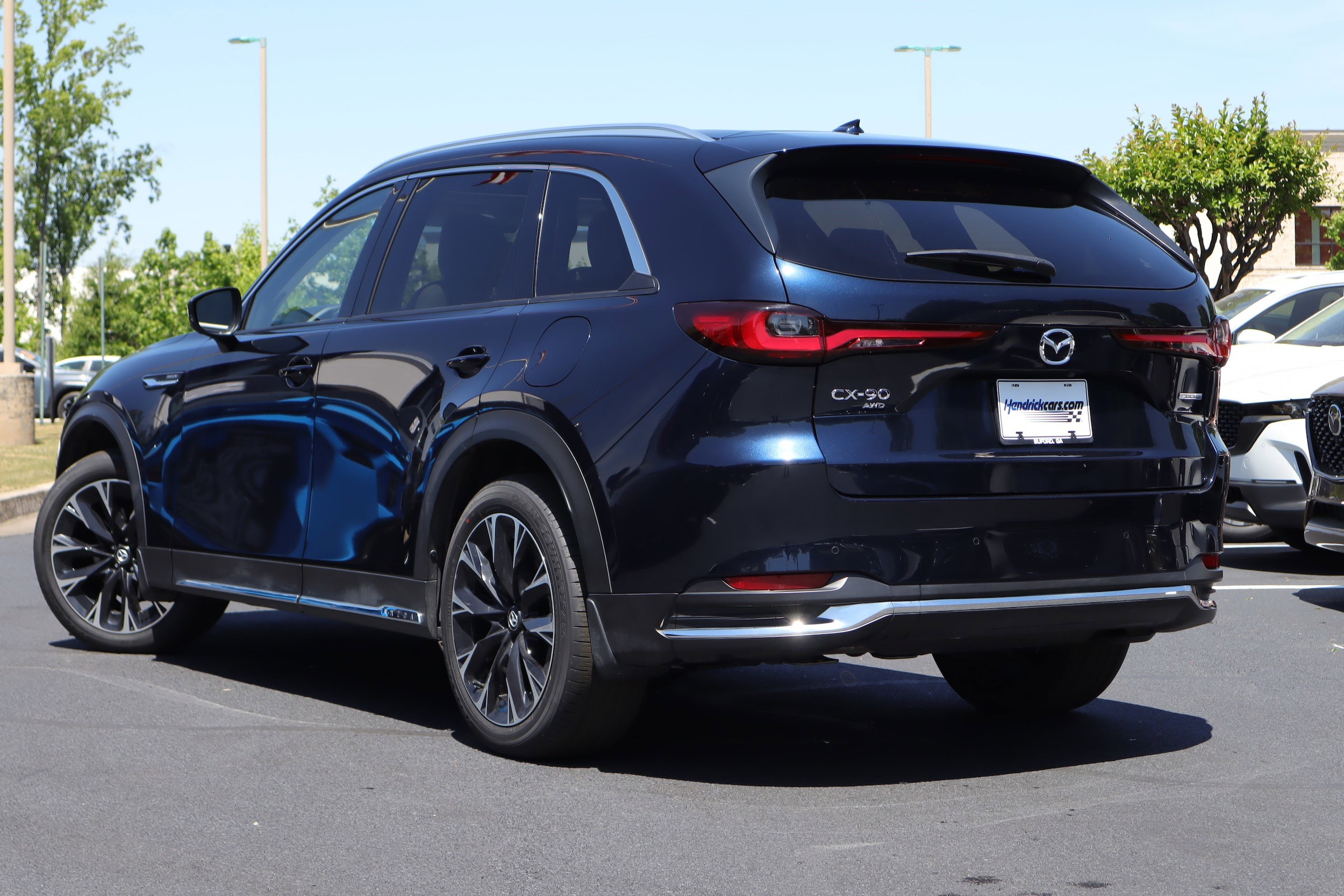 2024 Mazda CX-90 Phev Premium Plus photo 2