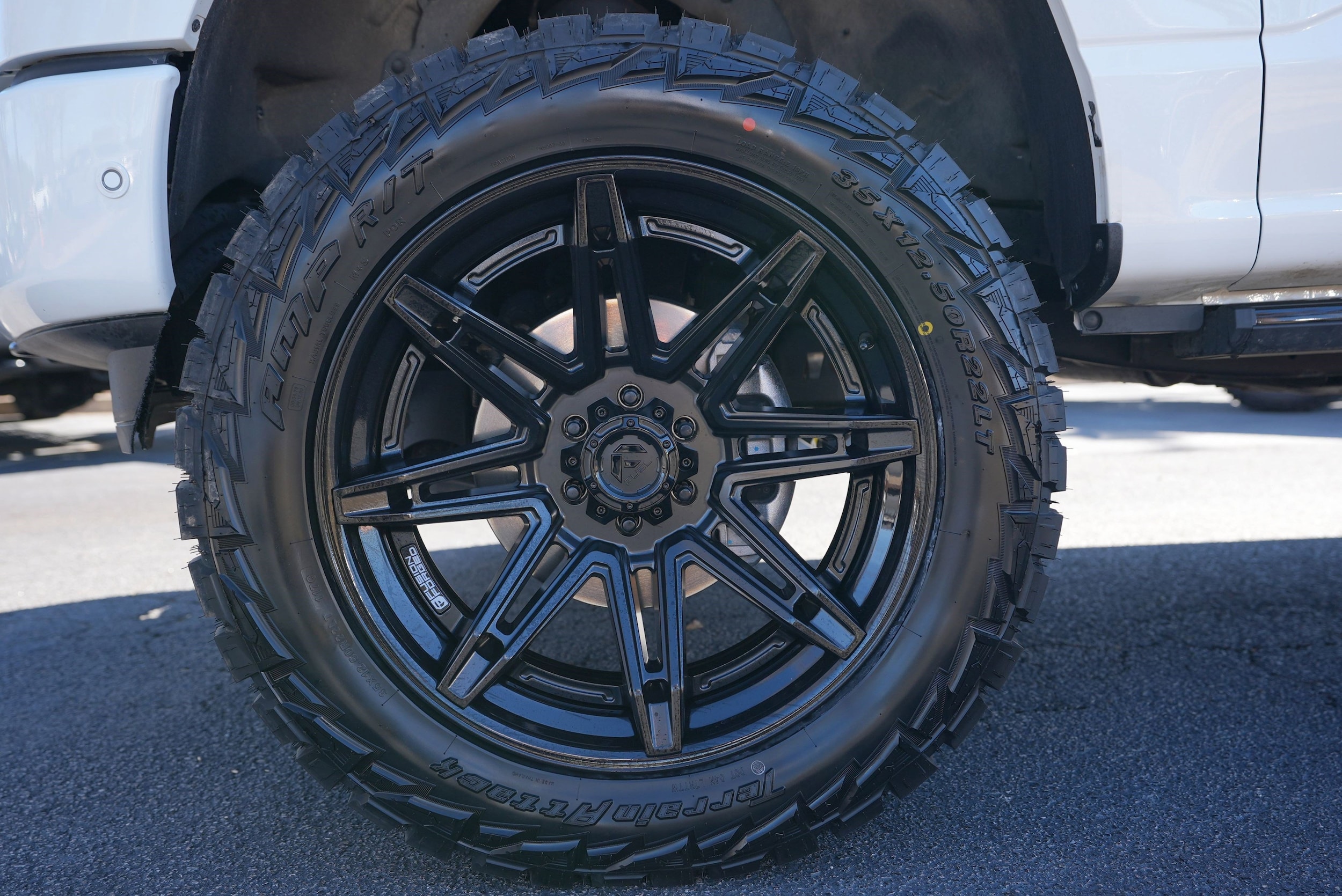 2023 Ford F-150 Platinum photo 6