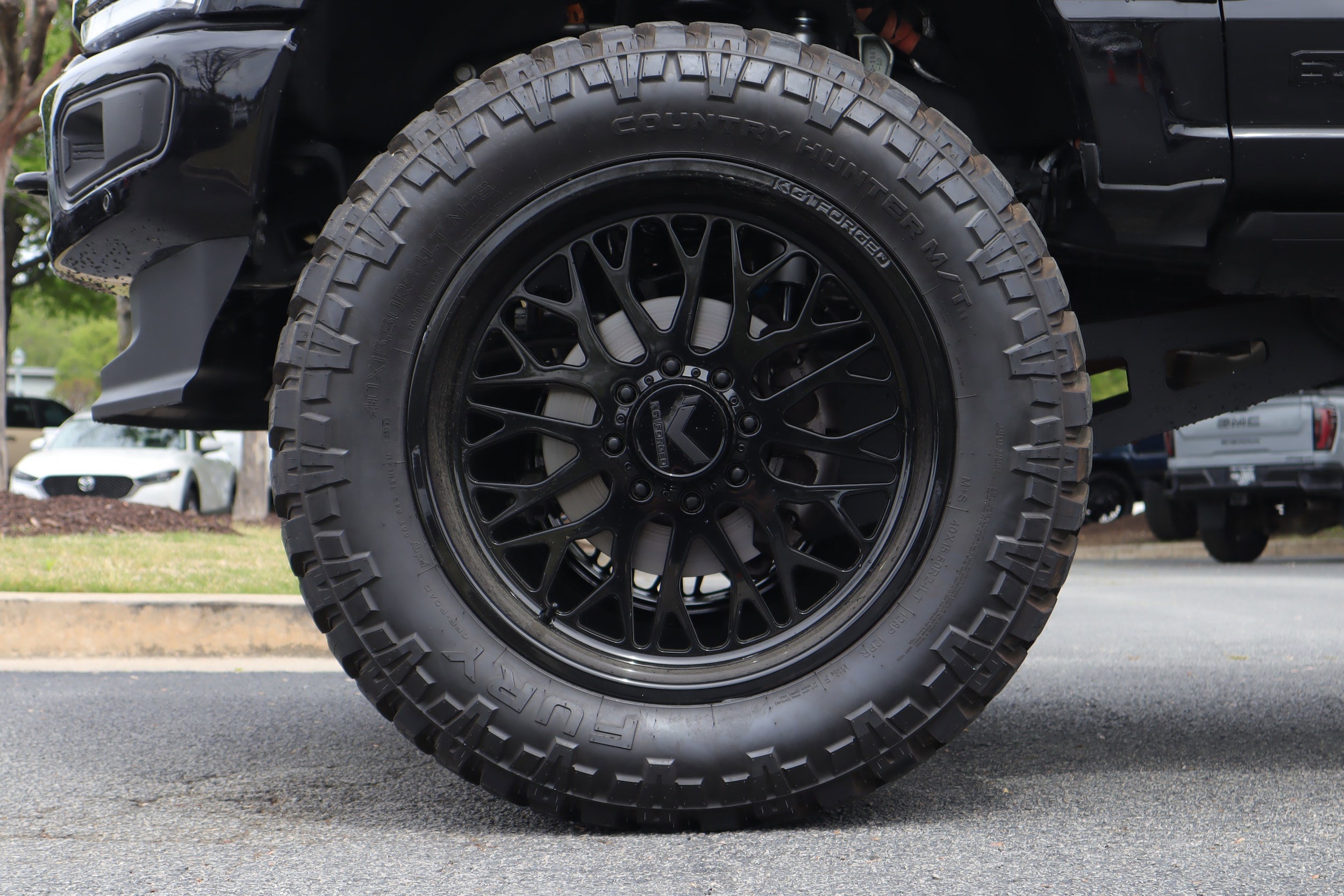 2026 Ford Super Duty F-250 SRW Platinum photo 5