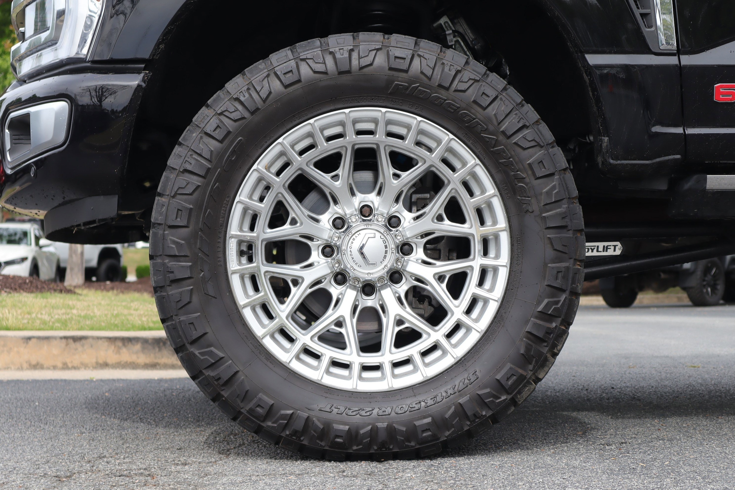 2024 Ford Super Duty F-250 SRW Limited photo 4