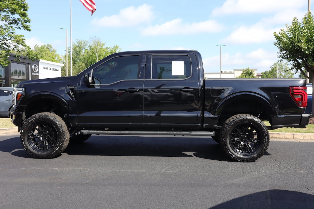 Used 2024 Ford F-150 LARIAT Crew Cab Pickup