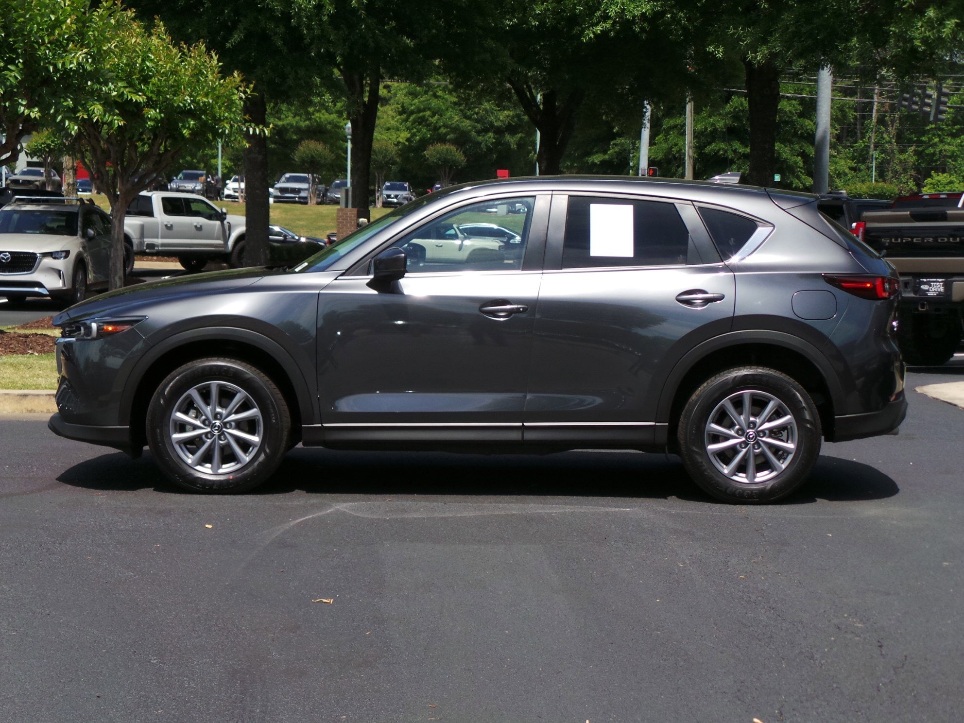 2023 Mazda CX-5 2.5 S Preferred Package photo 4
