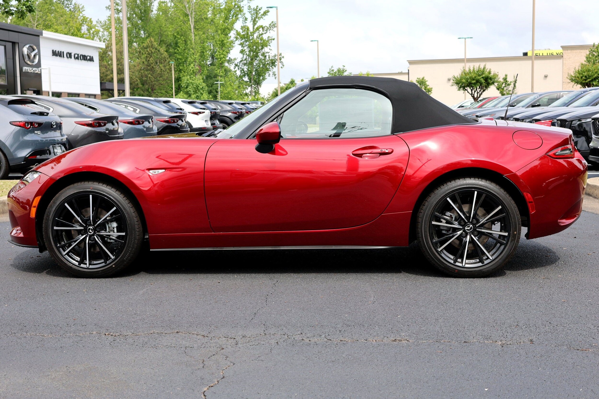 Mazda MX-5 Miata Grand Touring