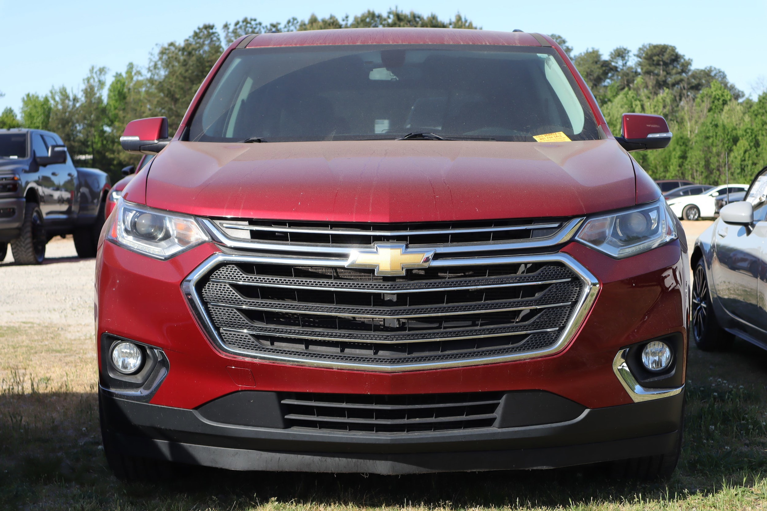 2021 Chevrolet Traverse LT Cloth photo 2