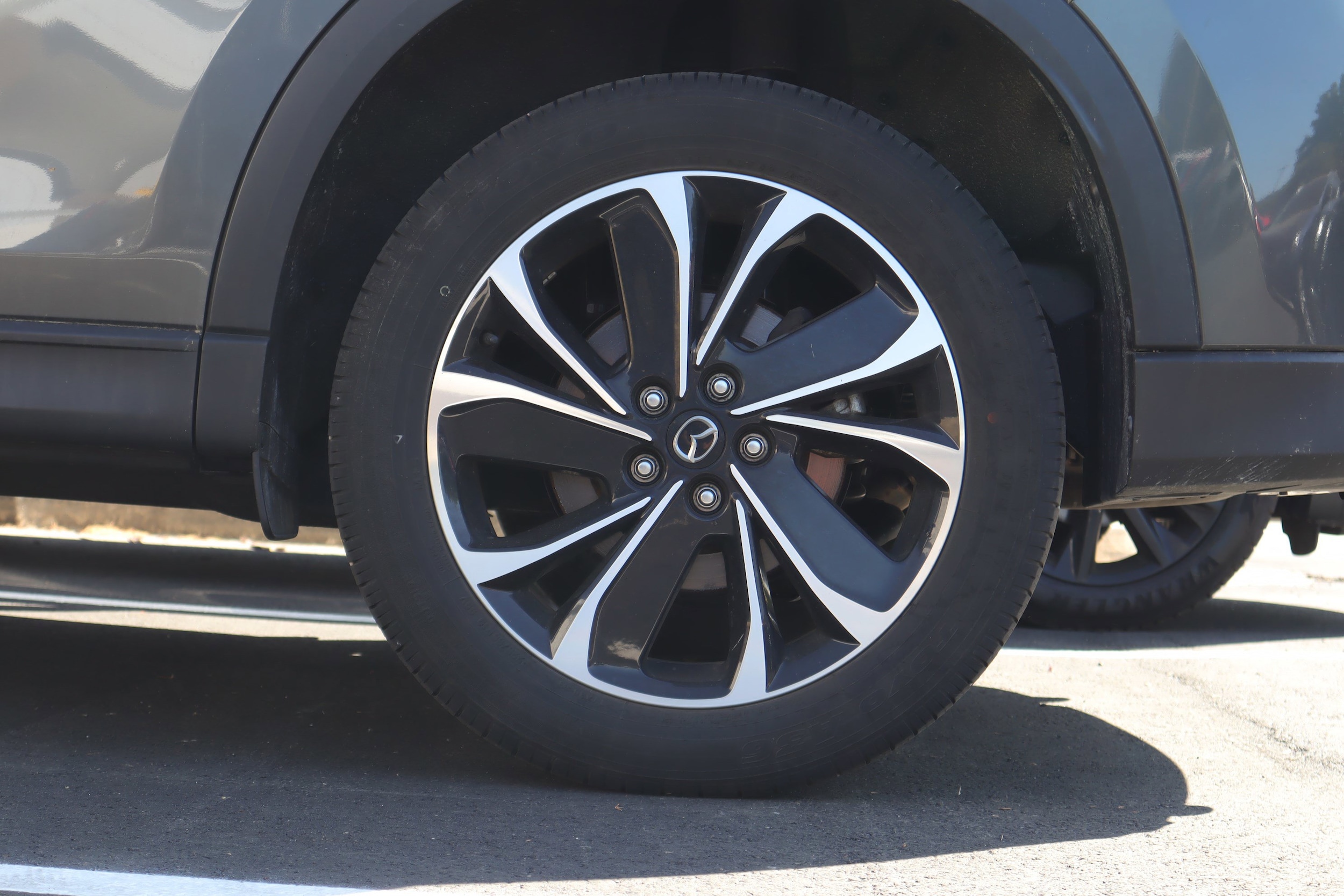 2023 Mazda CX-5 2.5 S Premium Package photo 6