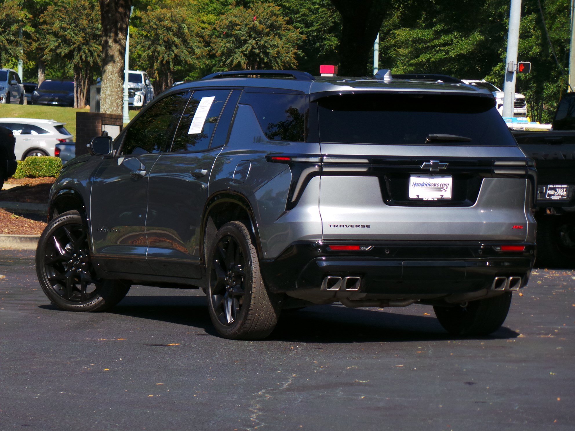 Used 2025 Chevrolet Traverse FWD RS SUV