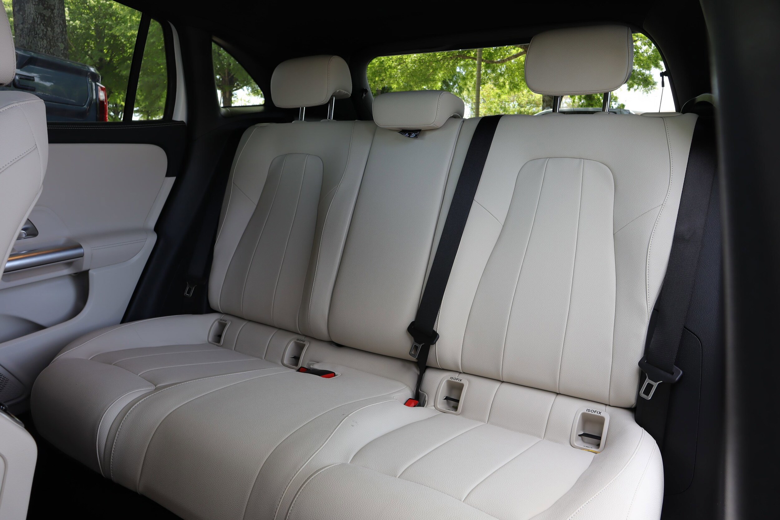 2026 Mercedes-Benz GLA 250 photo 3