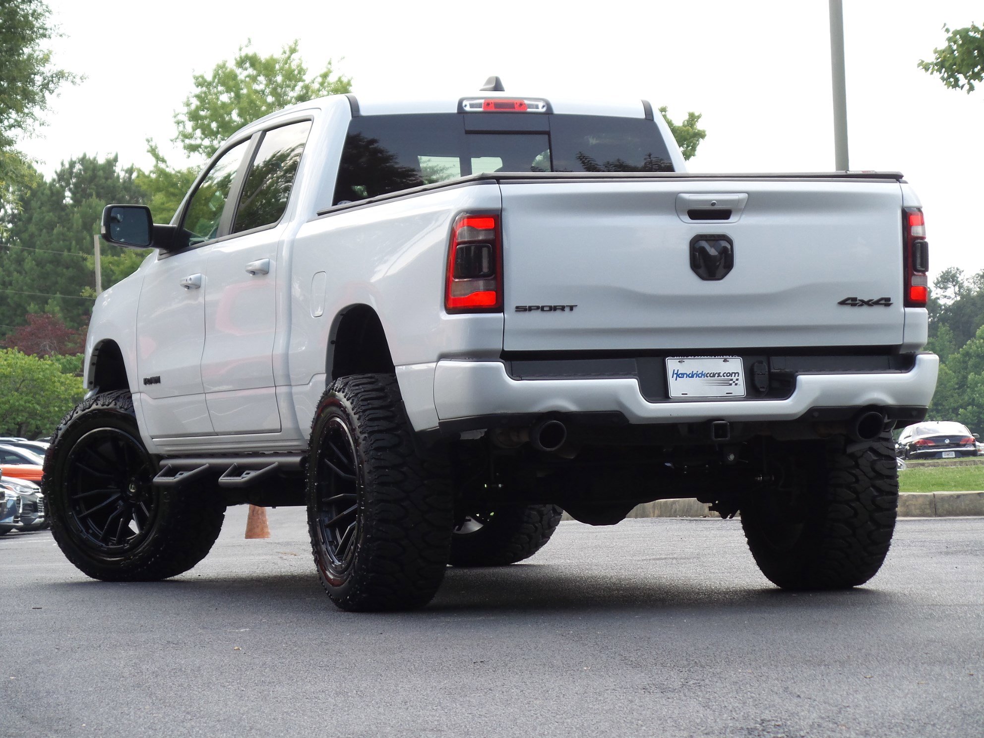 2019 Ram 1500 SPORT photo 2