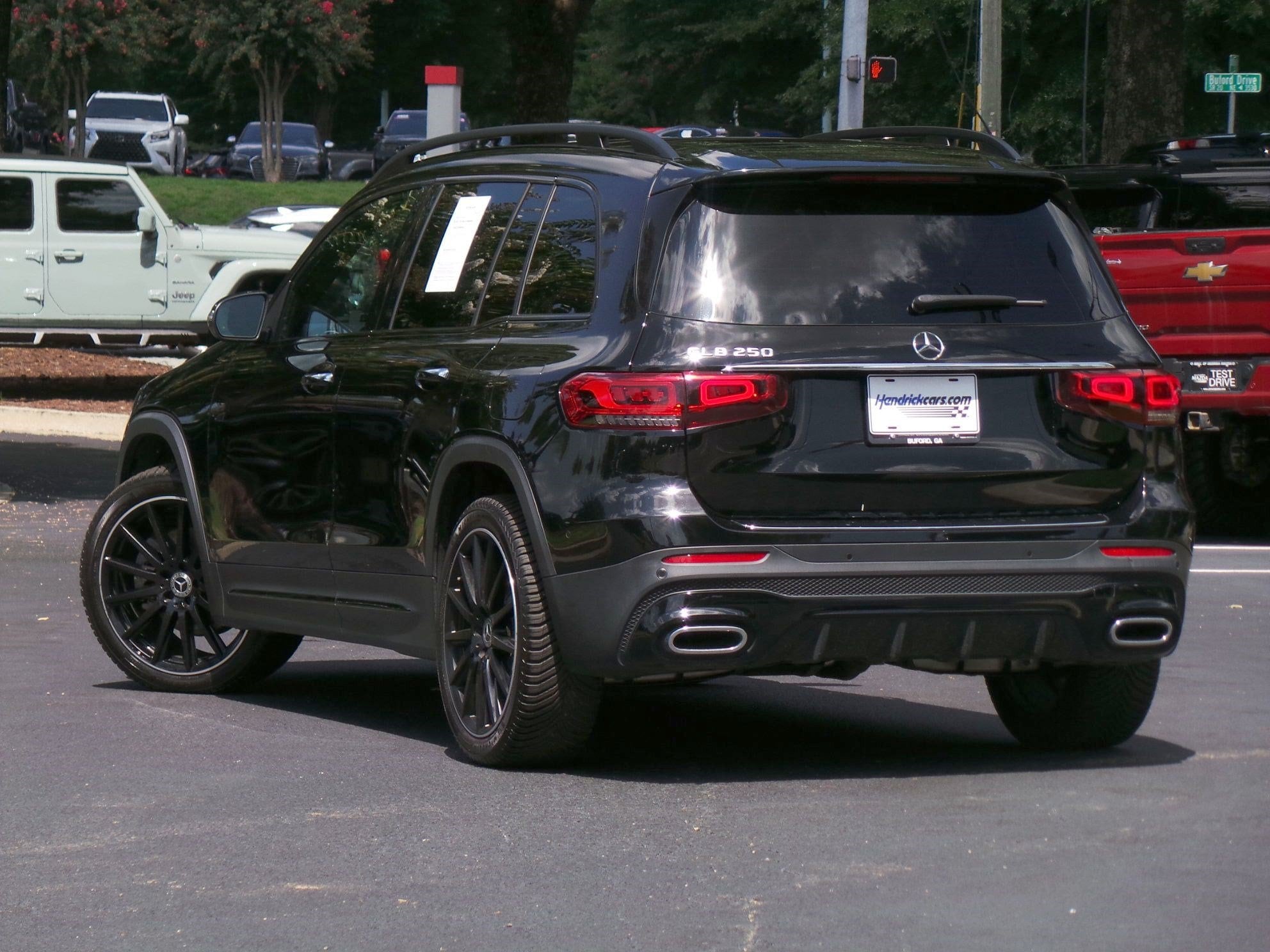 2023 Mercedes-Benz GLB 250