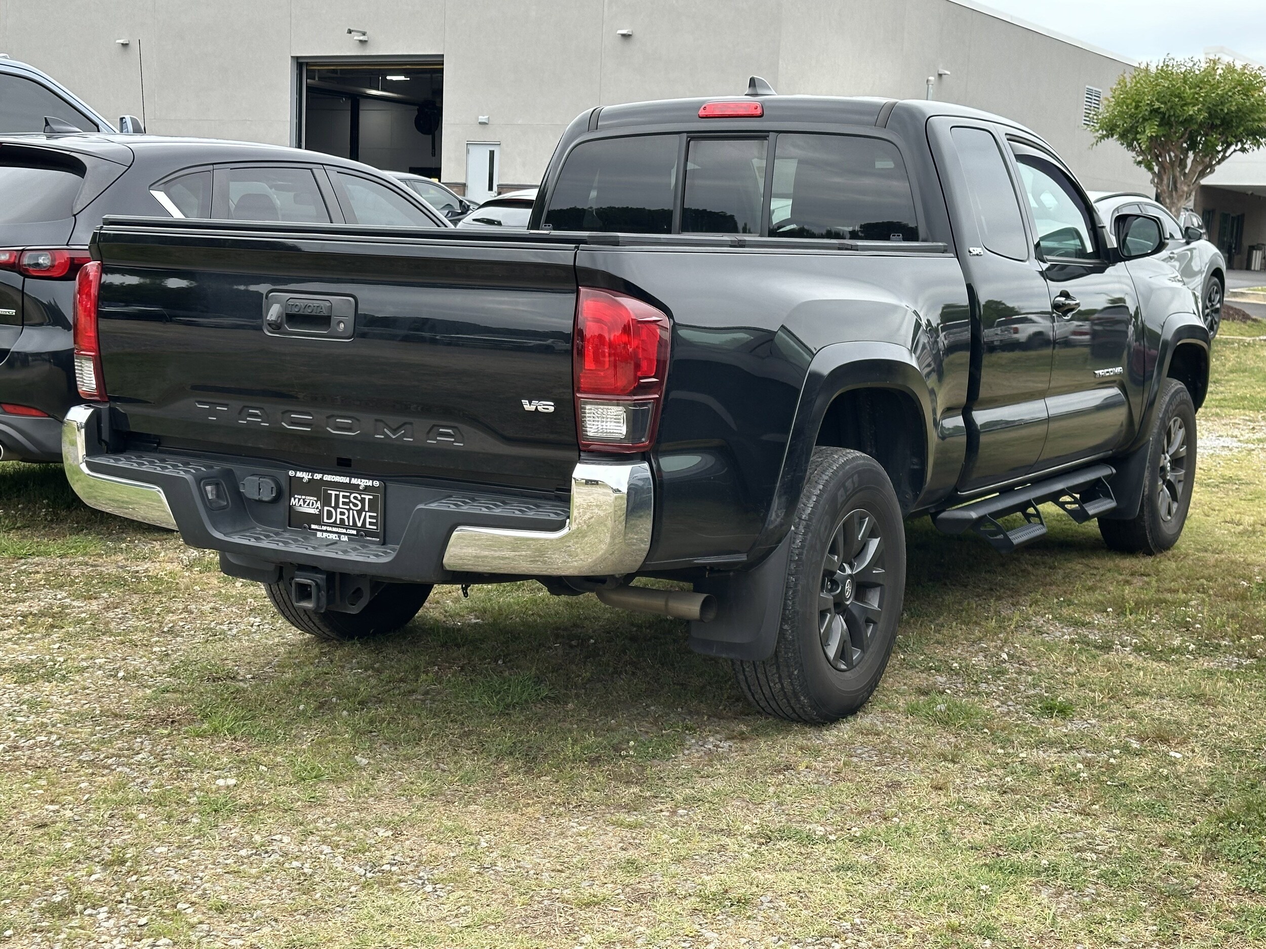 2022 Toyota Tacoma 2WD SR5 photo 3