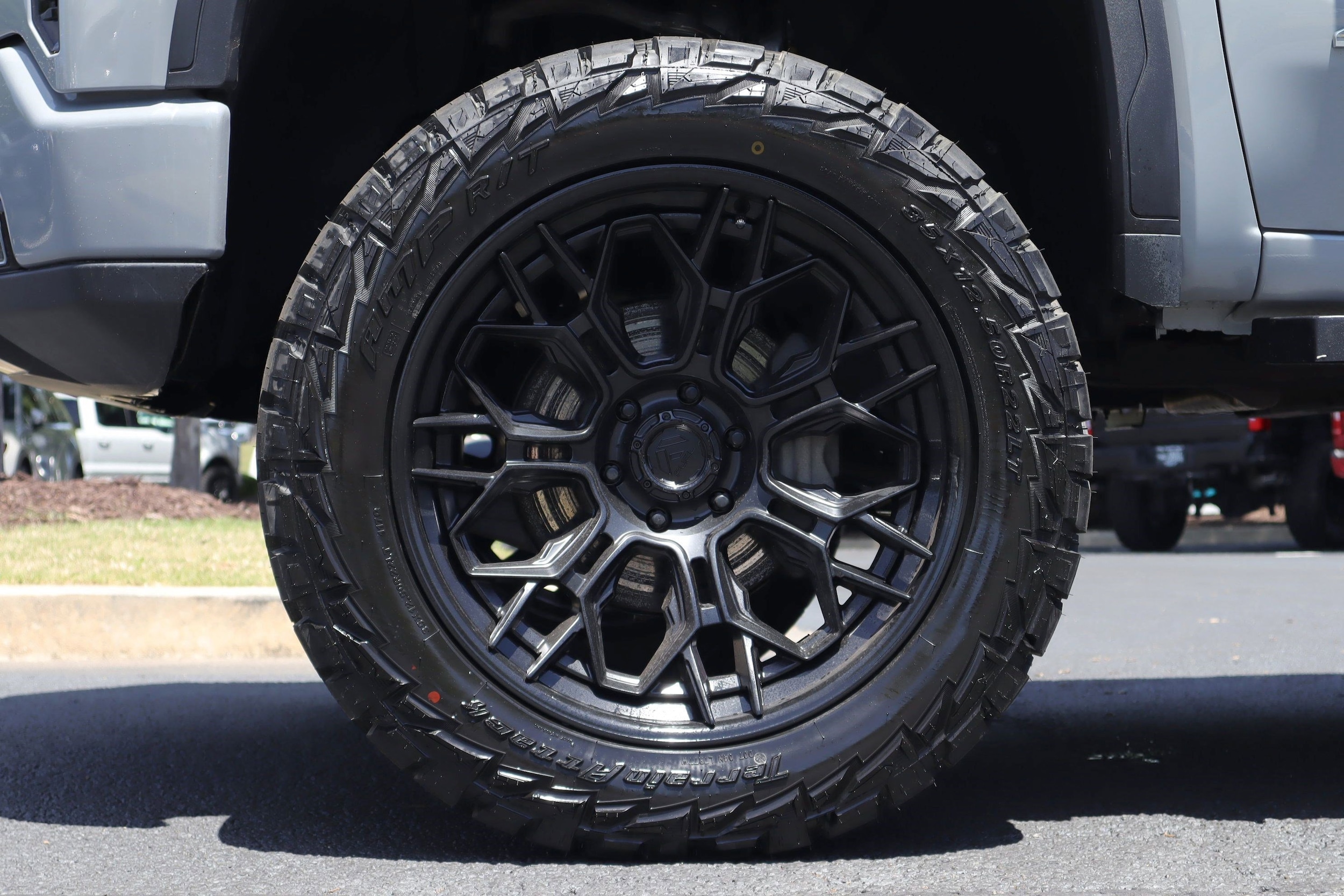 2024 GMC Sierra 1500 AT4 photo 5