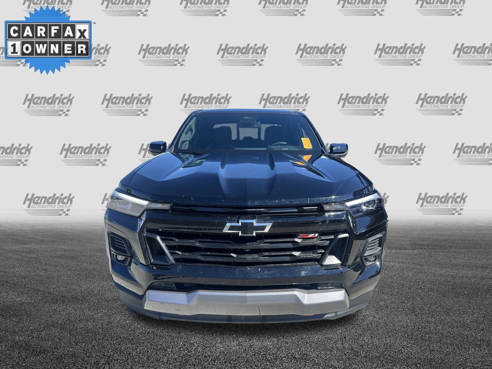 2024 Chevrolet Colorado Z71 photo 2