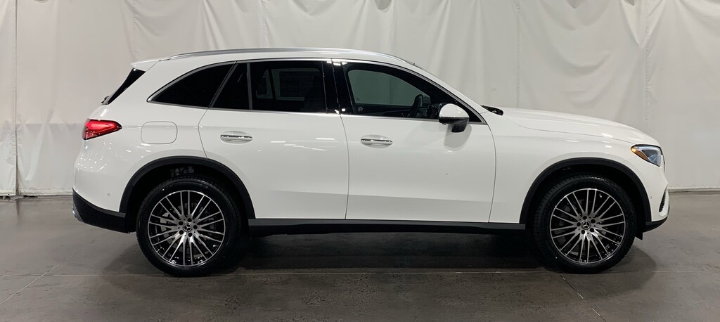 New 2026 Mercedes-Benz GLC 300 SUV