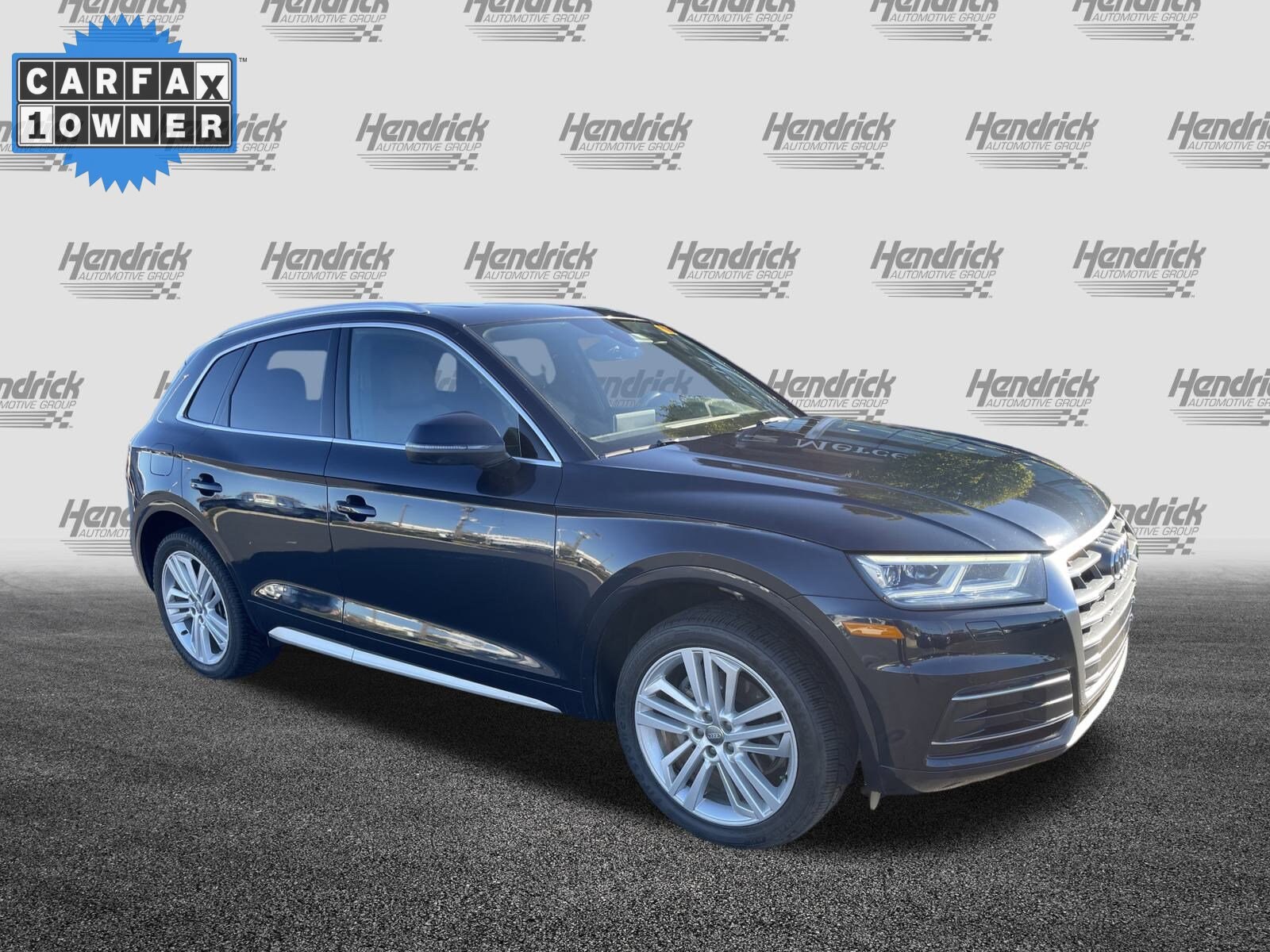 2018 Audi Q5 Premium Plus photo 2