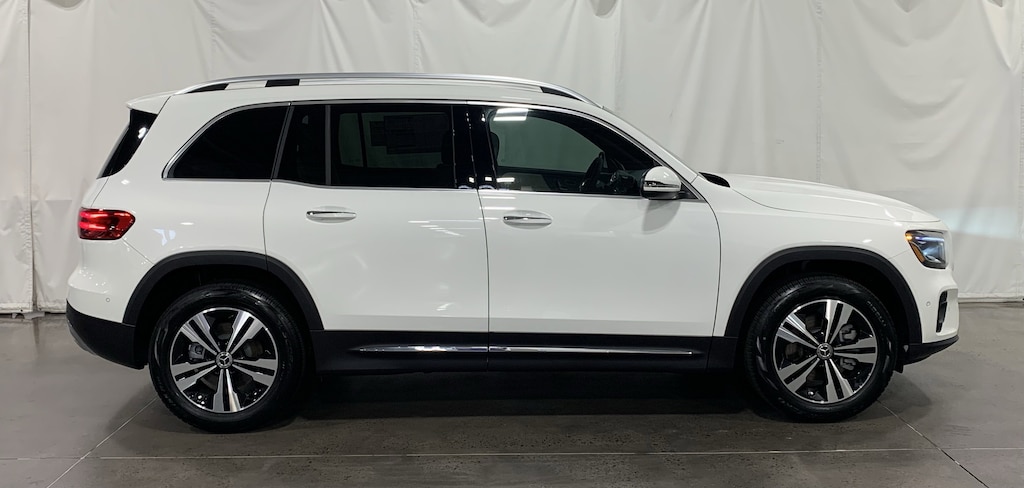 New 2025 Mercedes-Benz GLB 250 SUV