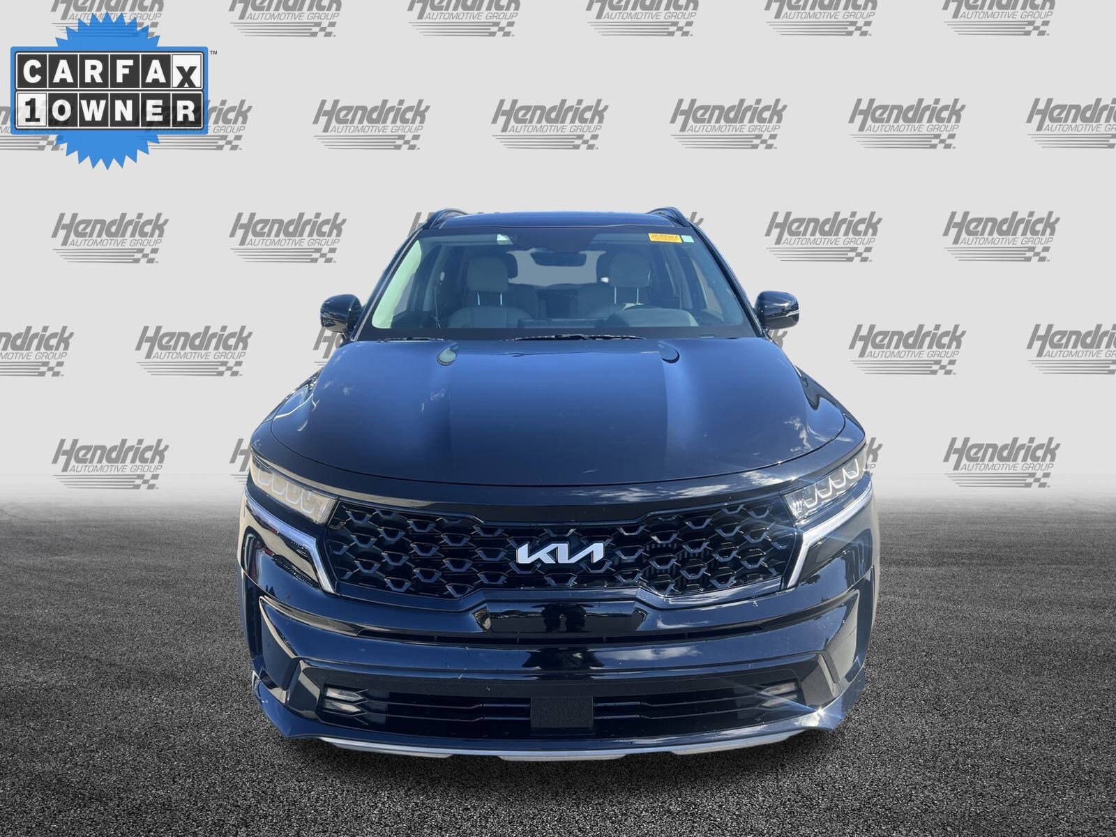 2022 Kia Sorento EX photo 2