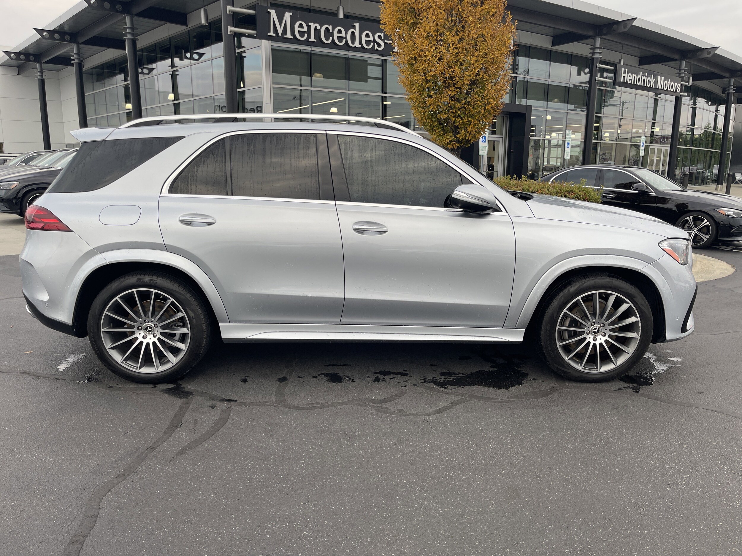2024 Mercedes Benz GLE 4MATIC 450 photo 2