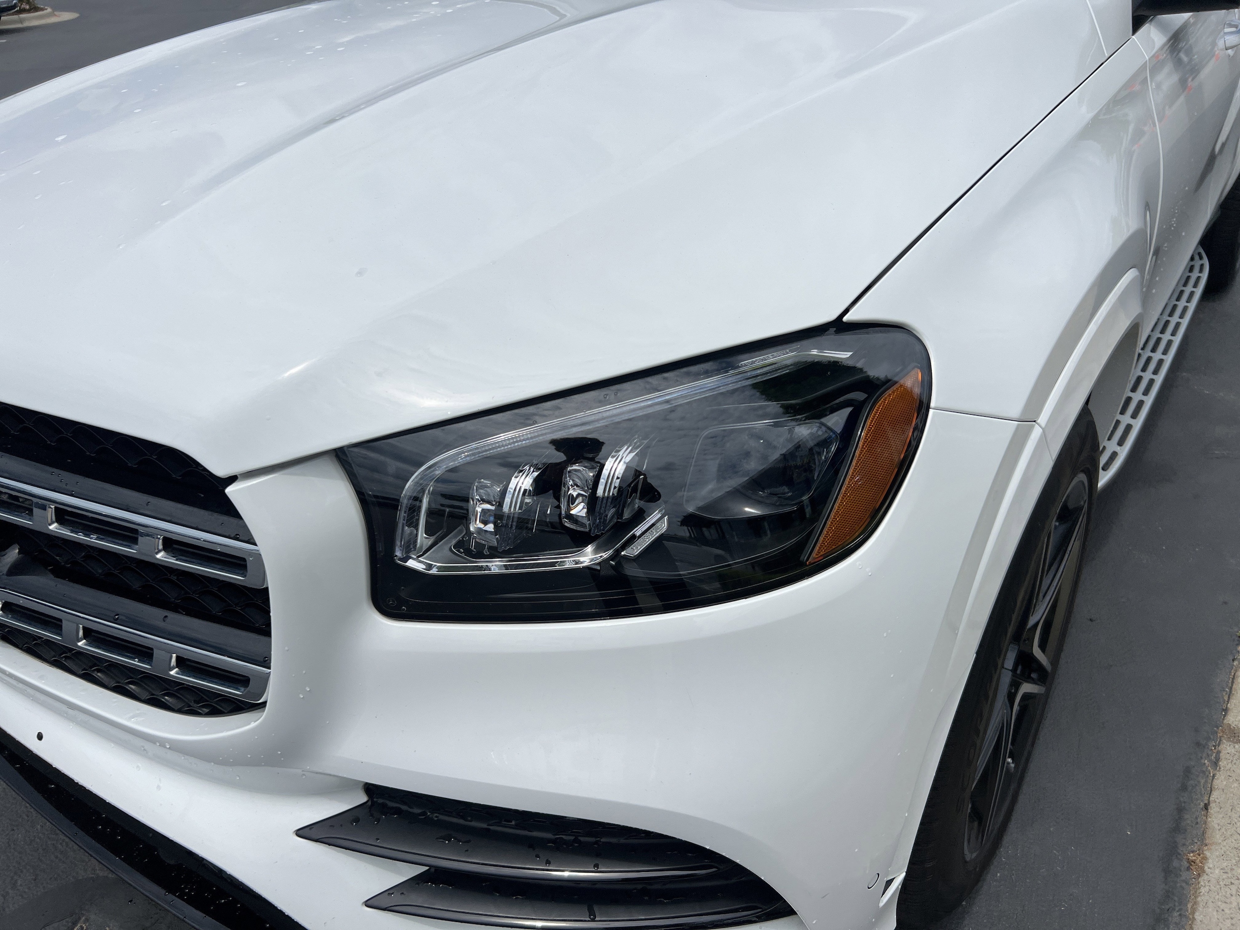 2023 Mercedes-Benz GLS 450 photo 4