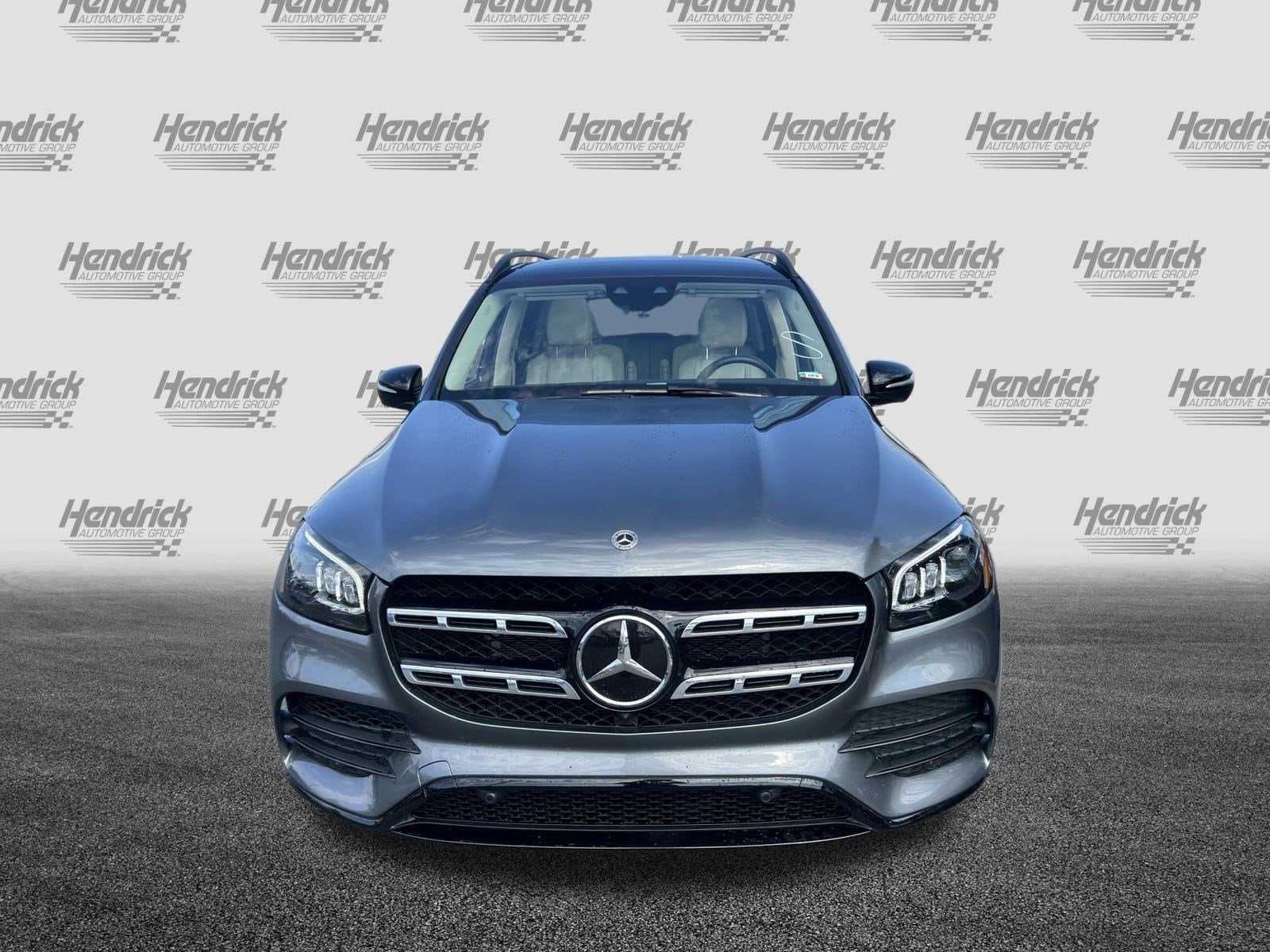 2023 Mercedes-Benz GLS 450 photo 2