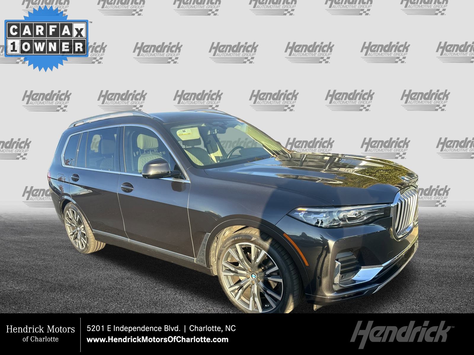 2021 BMW X7 40i's photo