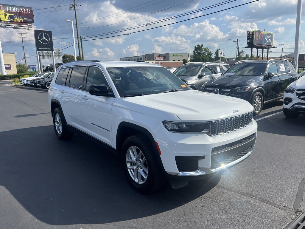 Used 2023 Jeep Grand Cherokee L Laredo SUV
