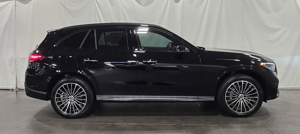 New 2026 Mercedes-Benz GLC 300 SUV