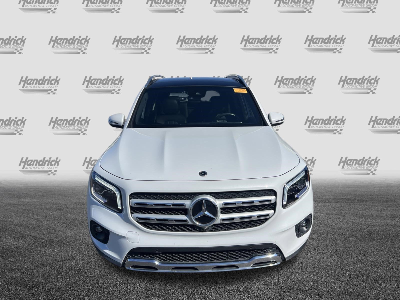 2022 Mercedes-Benz GLB 250 photo 2