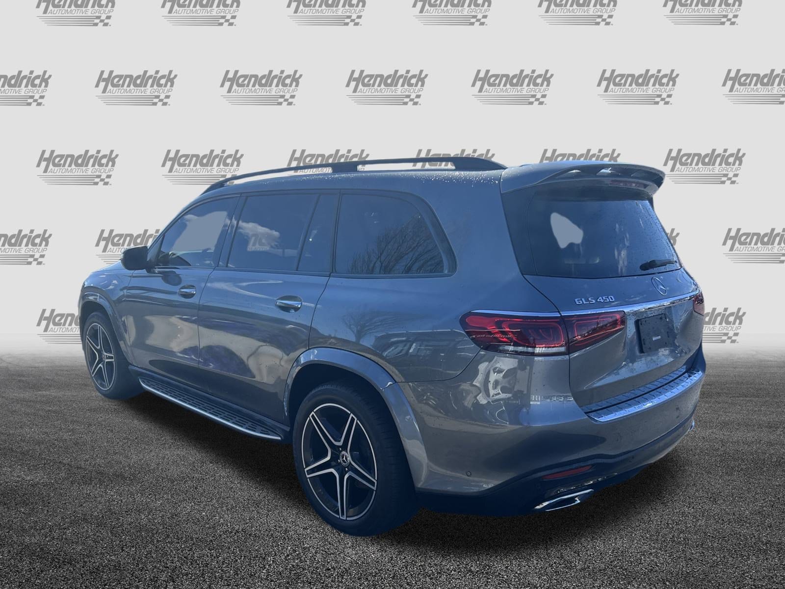2022 Mercedes-Benz GLS 450 photo 3