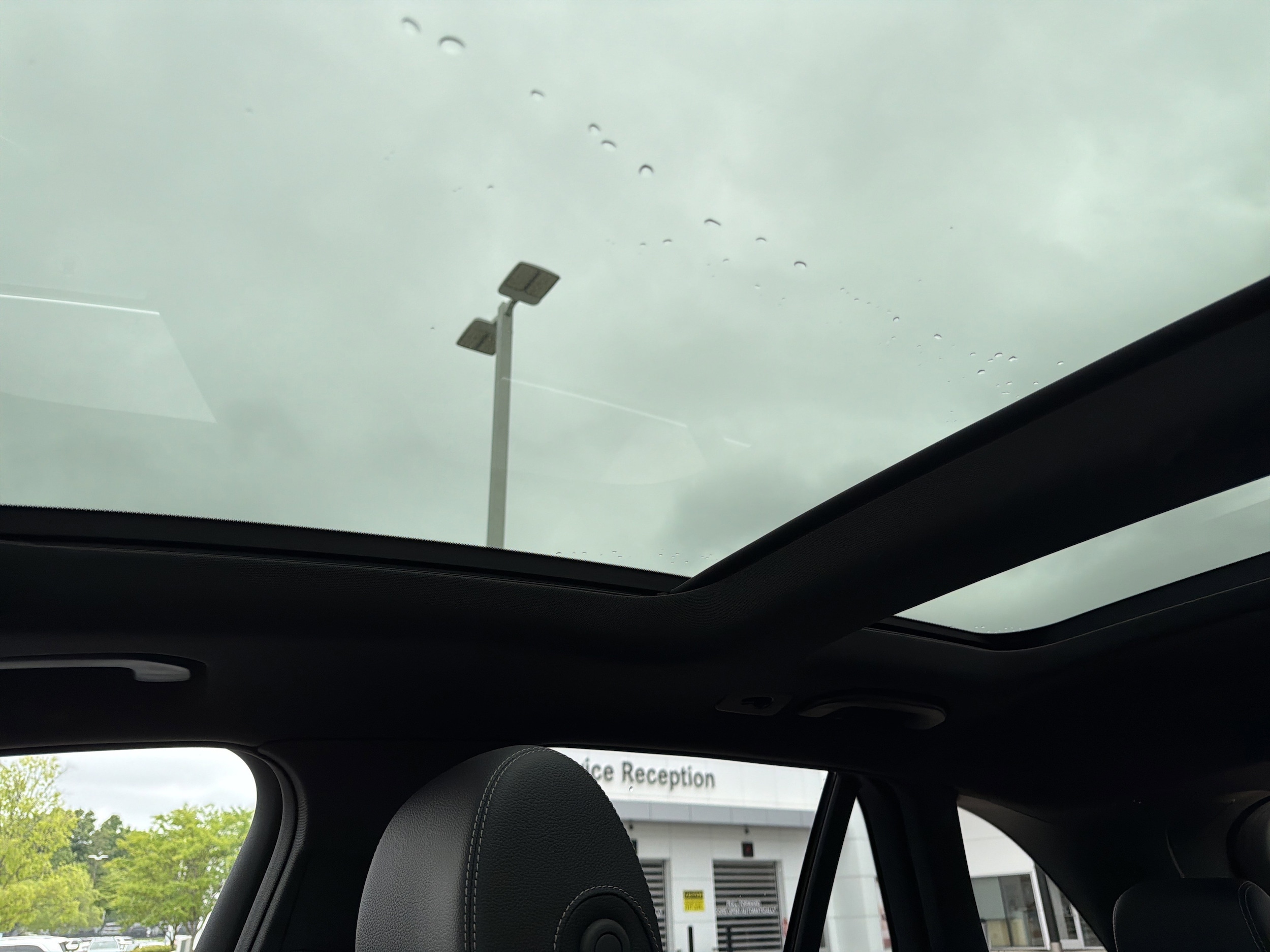 2022 Mercedes-Benz GLC 300 photo 5