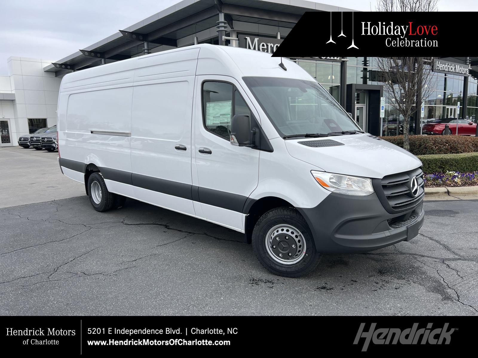 2025 Mercedes-Benz Sprinter Cargo Van Base's photo