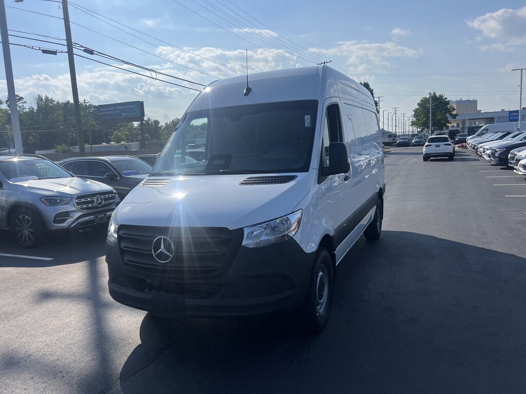 New 2026 Mercedes-Benz Sprinter Cargo Van 2500 Standard Roof I4 Diesel HO 144 RWD Van