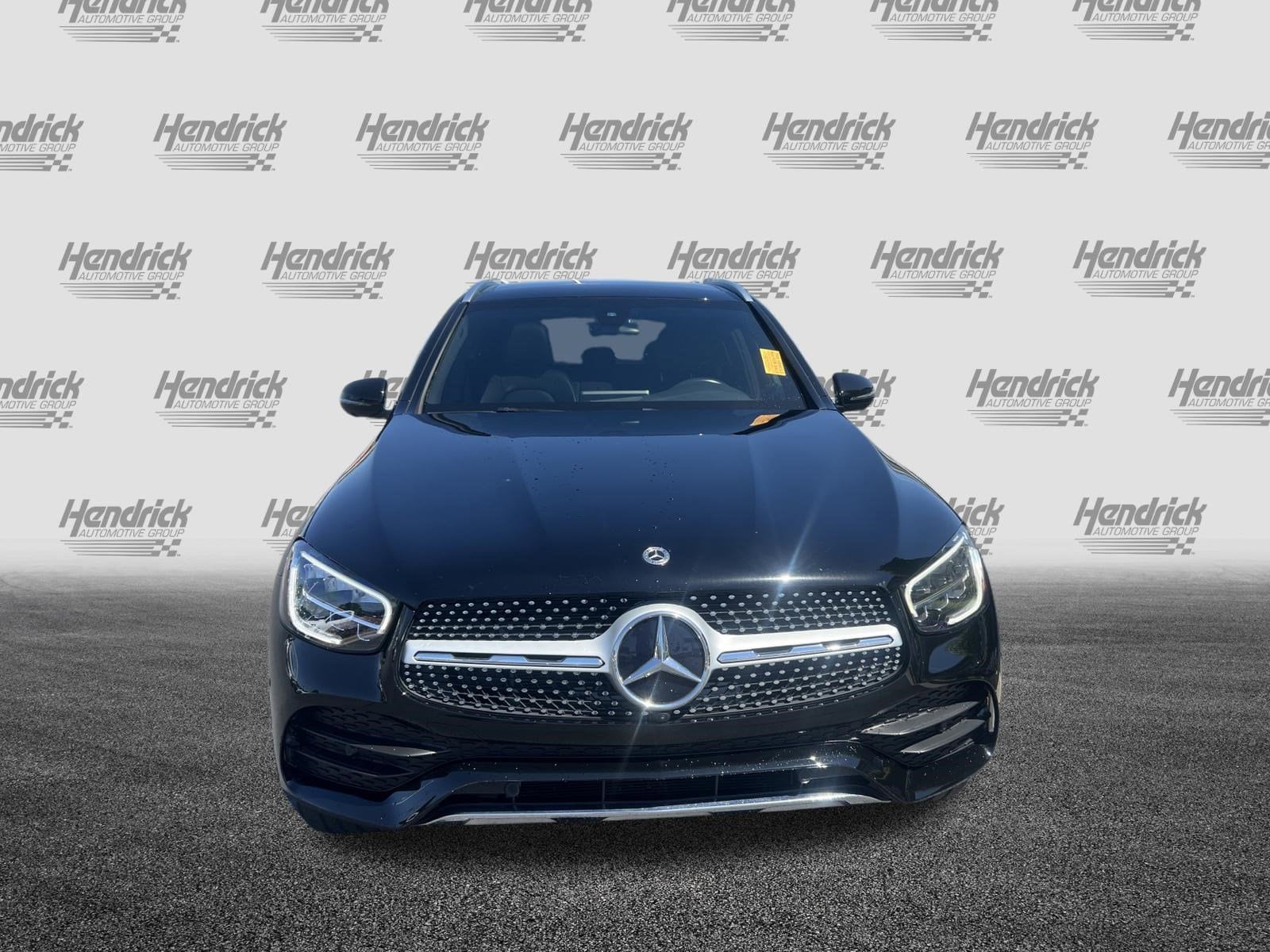 2021 Mercedes-Benz GLC 300 photo 2