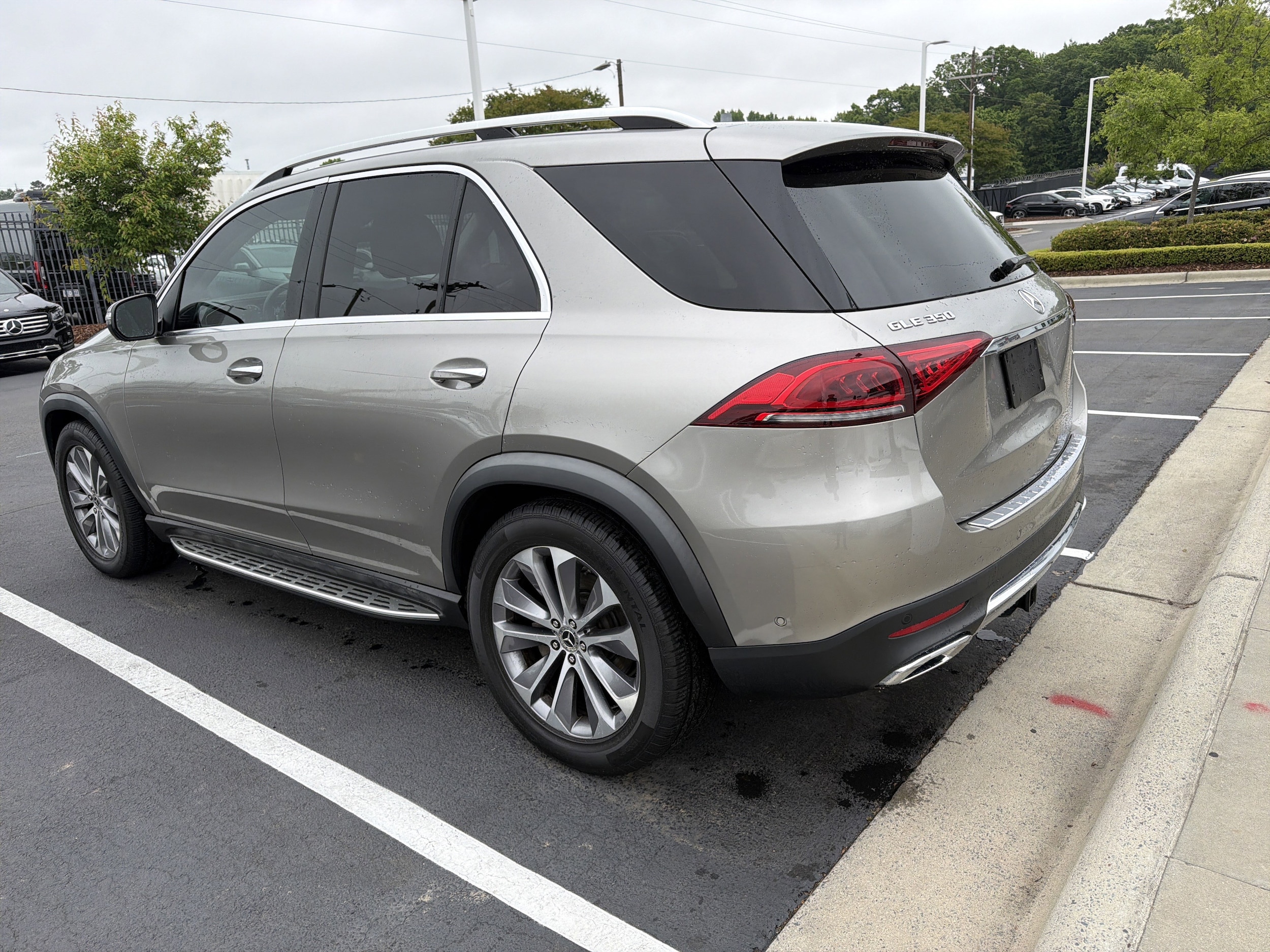 2021 Mercedes-Benz GLE 350 photo 6