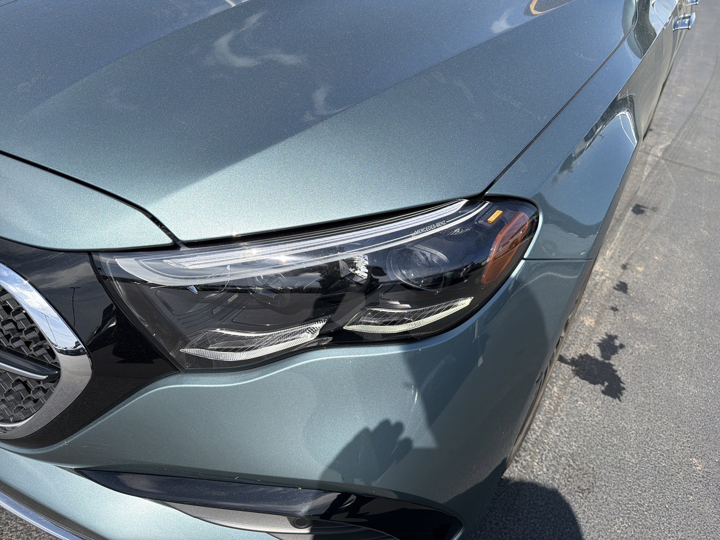 2025 Mercedes-Benz E-Class E 450 photo 5