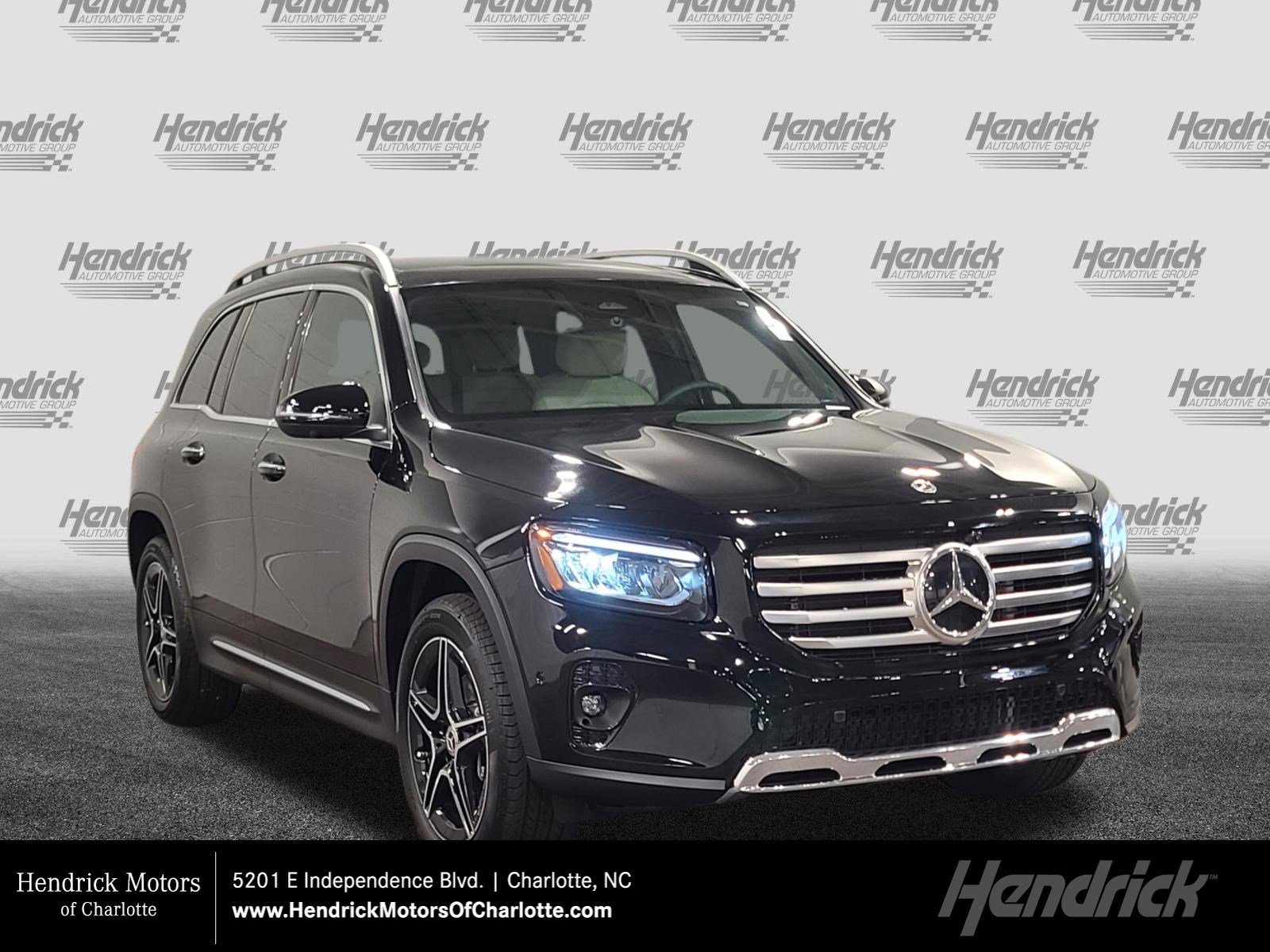 2026 Mercedes-Benz GLB GLB 250 4MATIC's photo