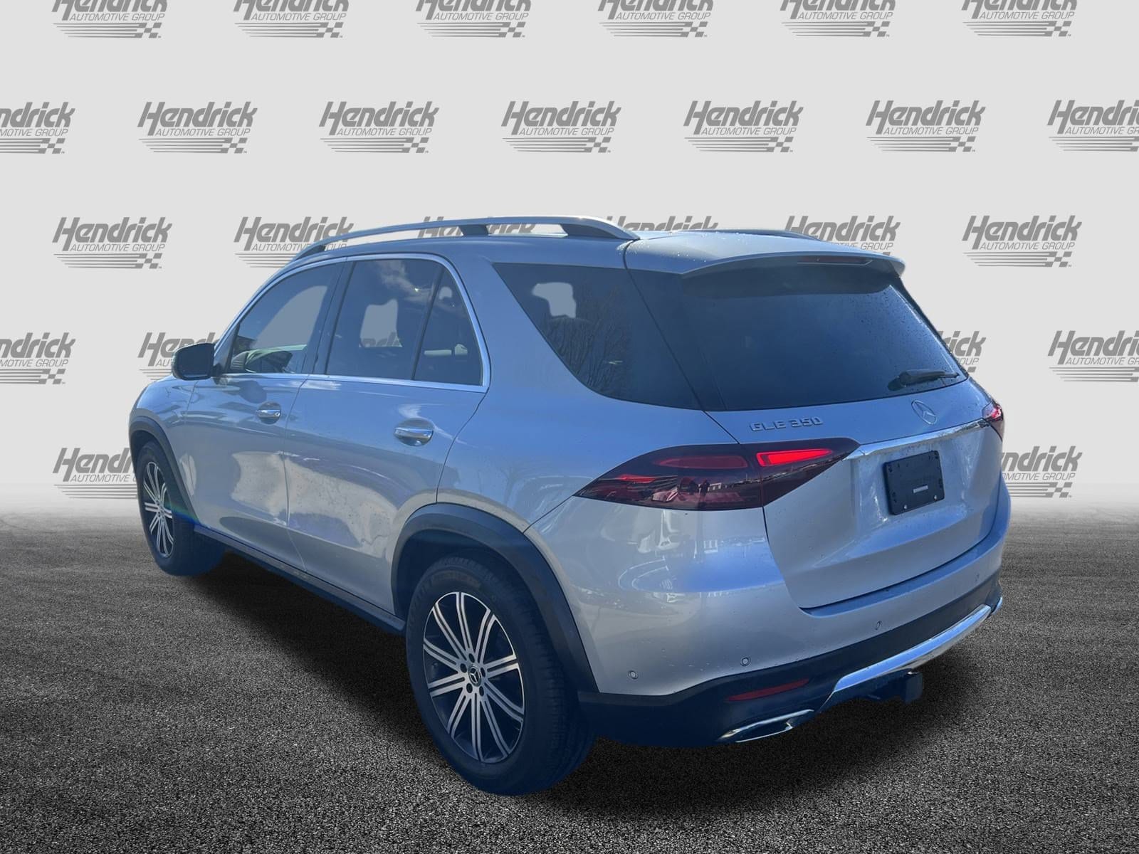 2025 Mercedes-Benz GLE 350 photo 3