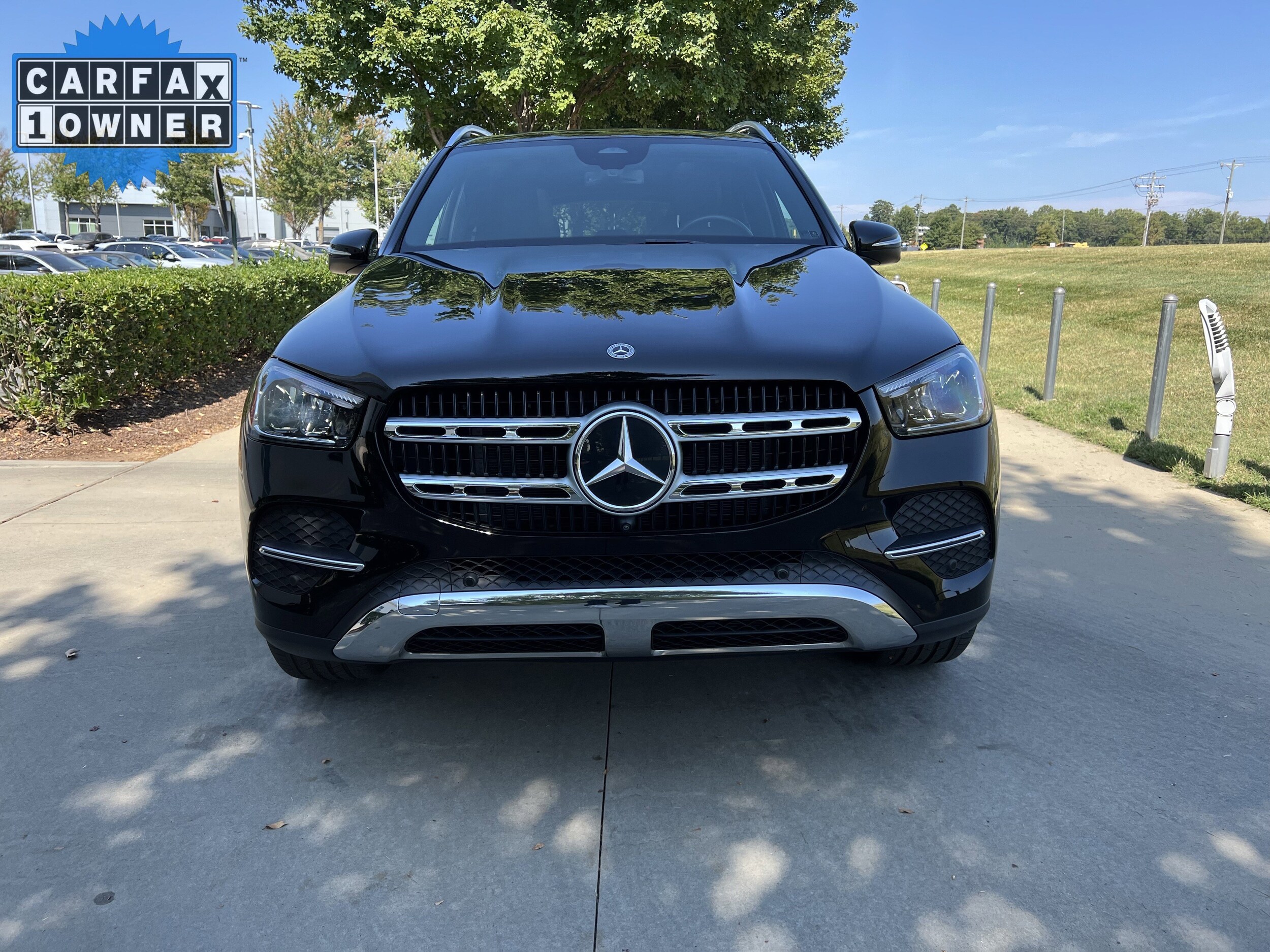 2025 Mercedes Benz GLE 450e 4MATIC photo 3