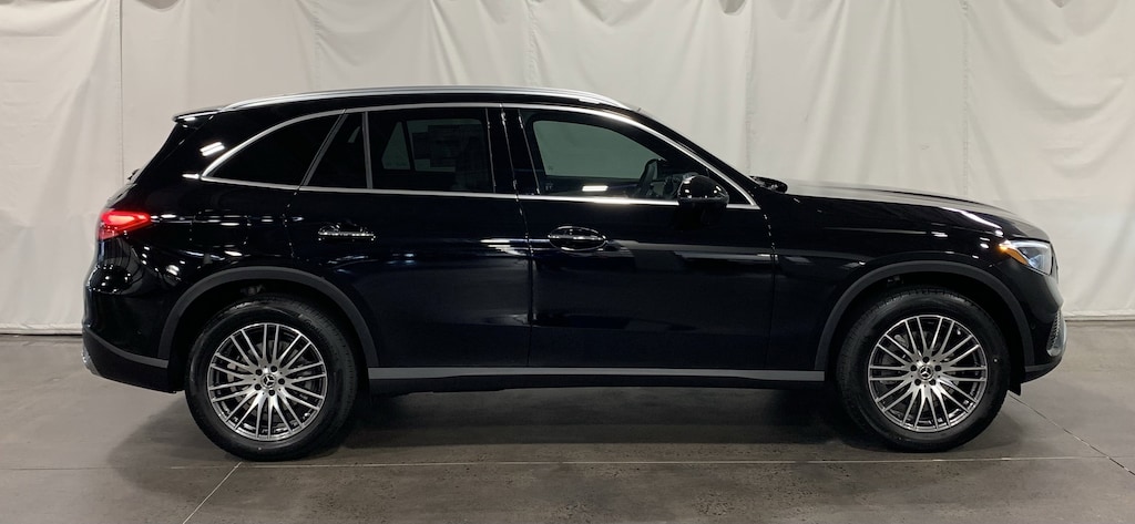 New 2026 Mercedes-Benz GLC 300 SUV