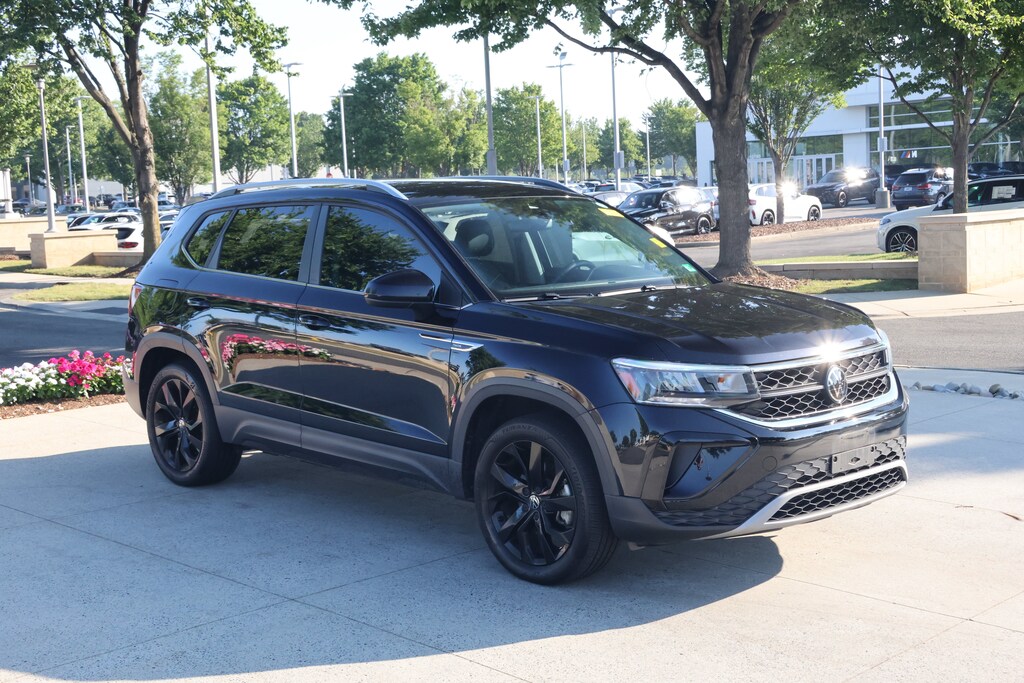 Used 2023 Volkswagen Taos SE SUV