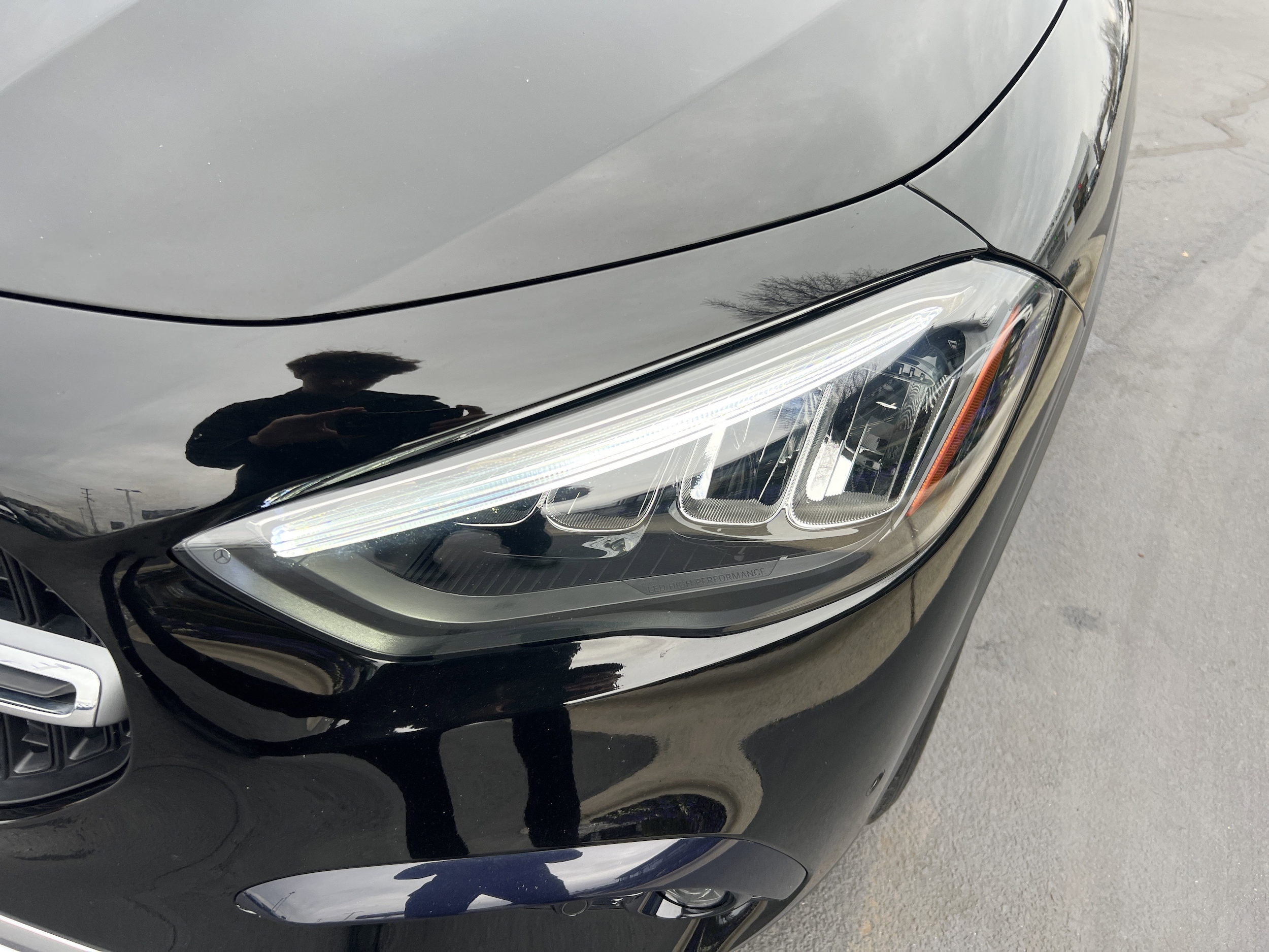 2025 Mercedes-Benz GLA 250 photo 5