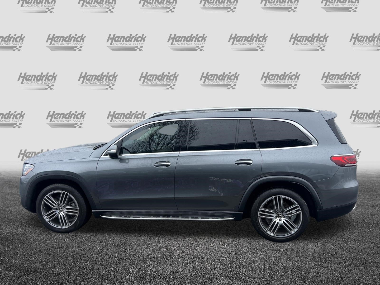 2023 Mercedes-Benz GLS 450 photo 6