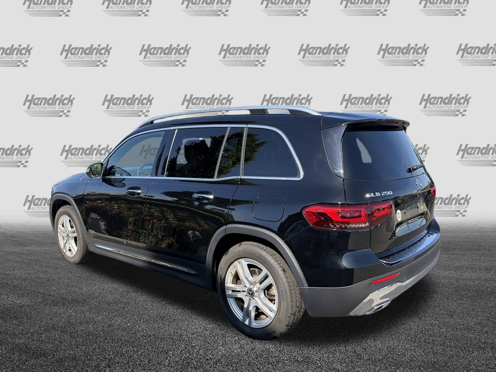2022 Mercedes-Benz GLB 250 photo 3