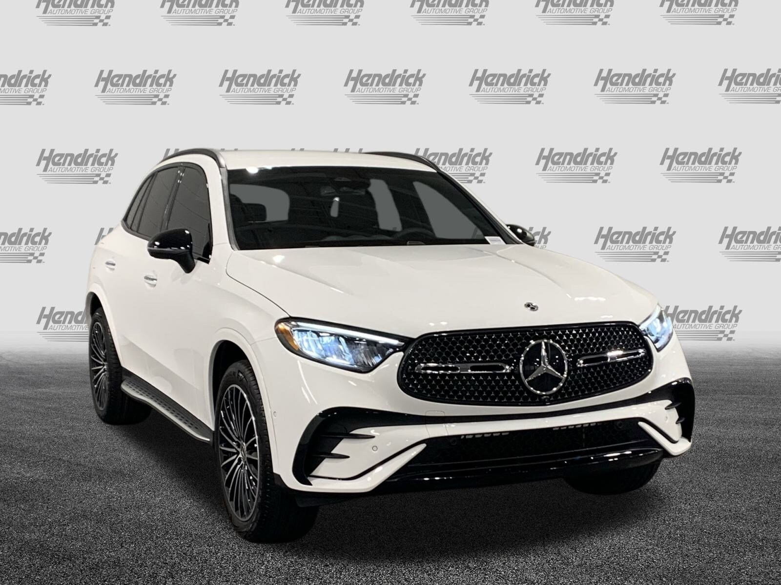 2026 Mercedes Benz GLC 300 4MATIC photo 2