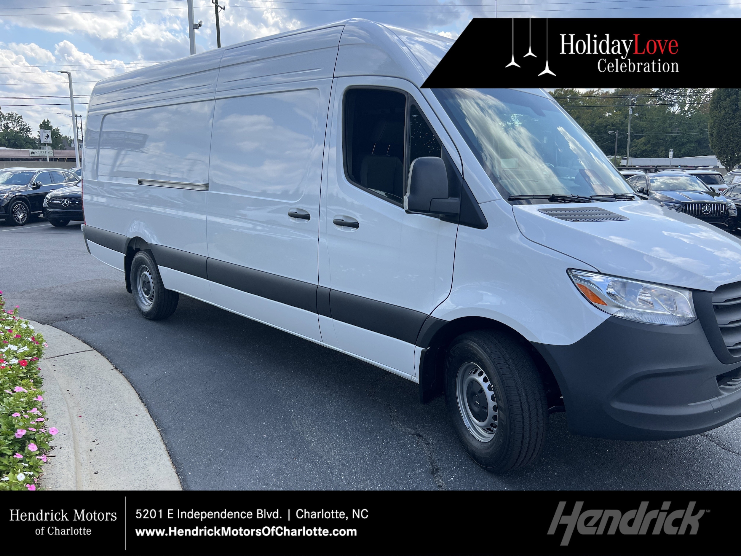 2025 Mercedes-Benz Sprinter Cargo Van Base's photo