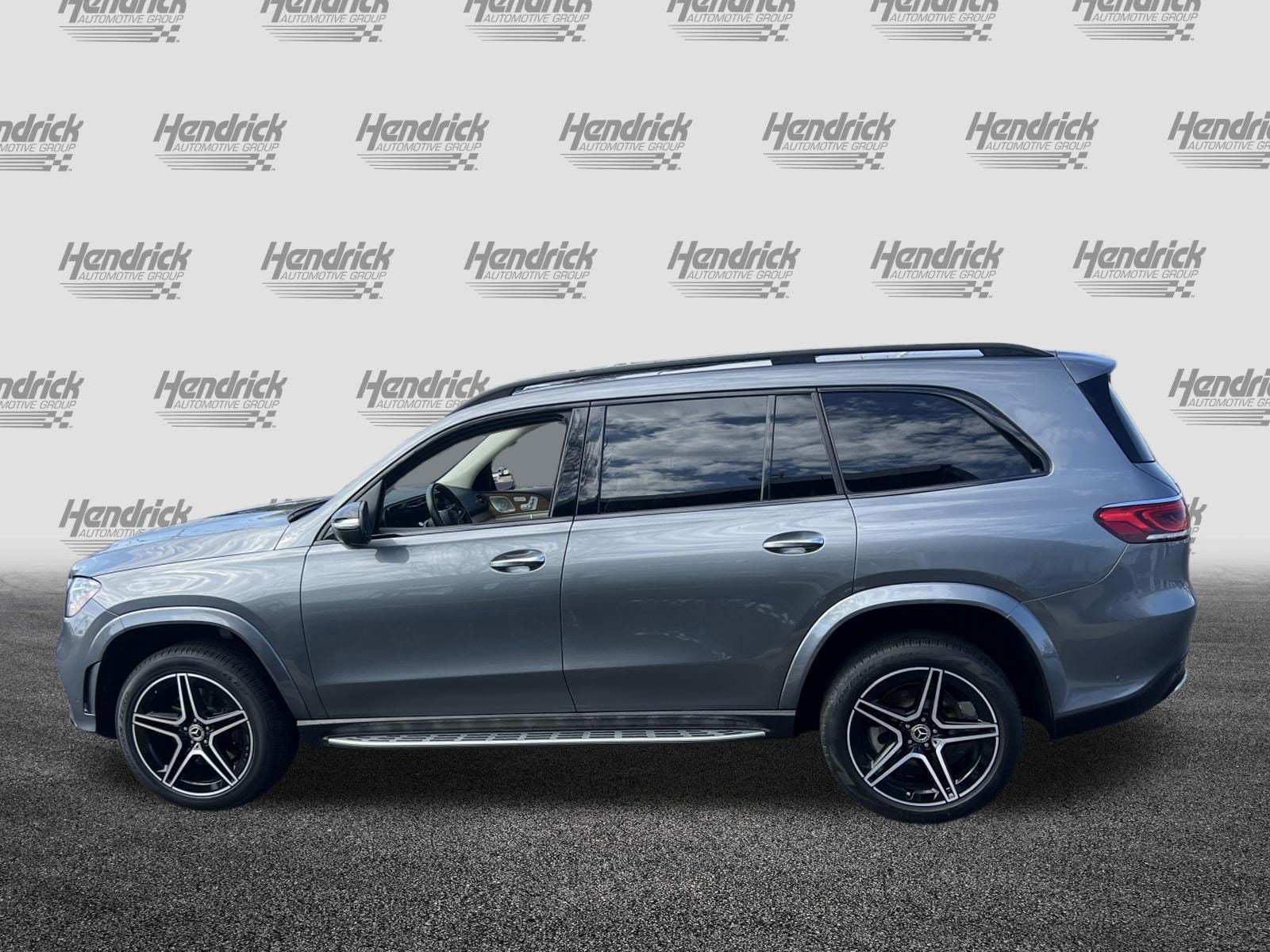 2023 Mercedes-Benz GLS 450 photo 6
